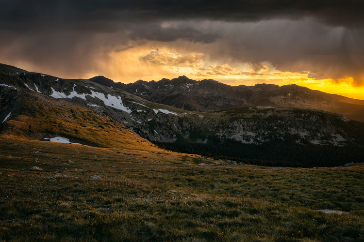 Craig Peak and Gold Dust Peak via Gold Dust Trail