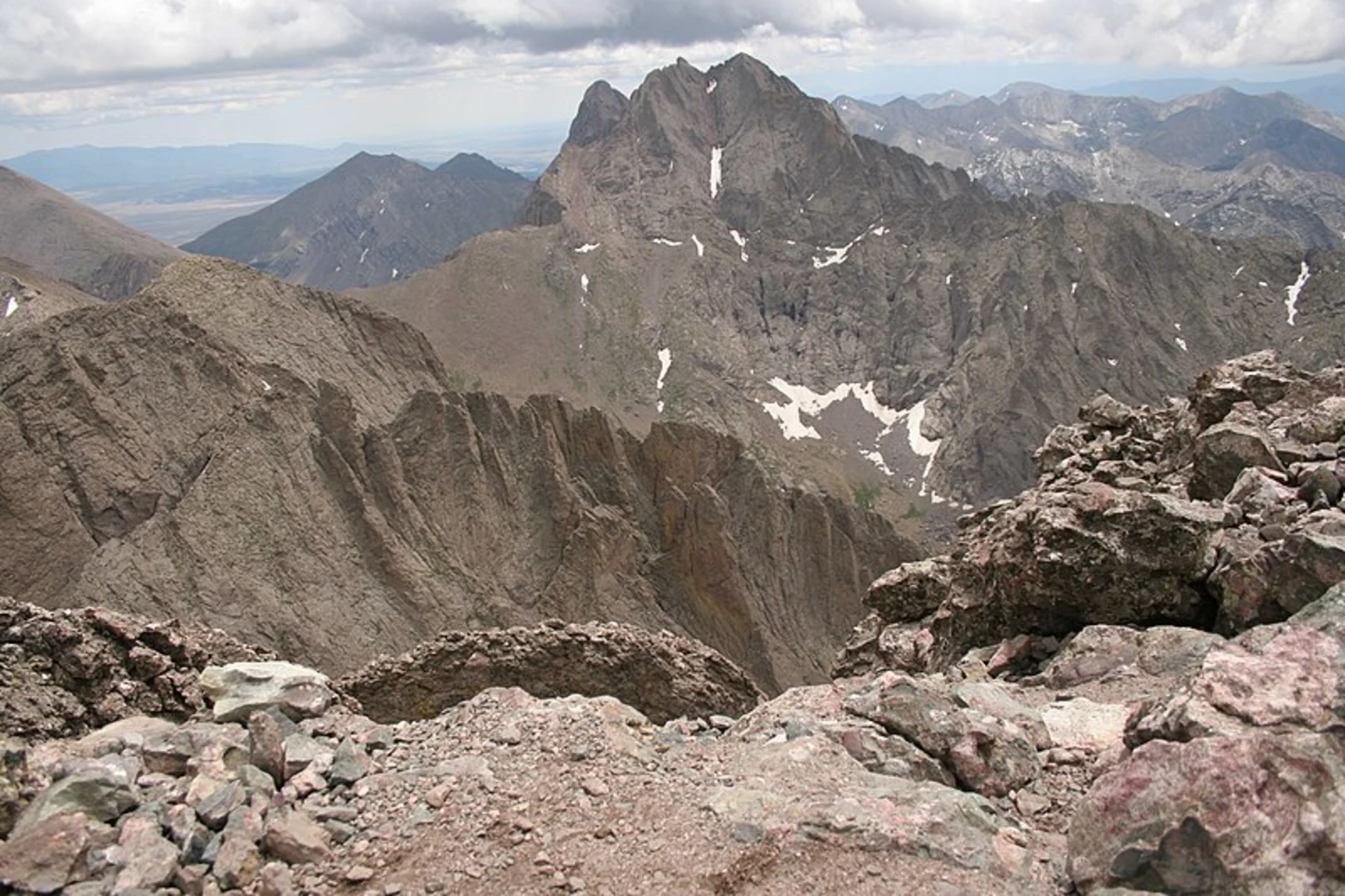 An image depicting the trail Cottonwood Creek Trail and its surrounding area.