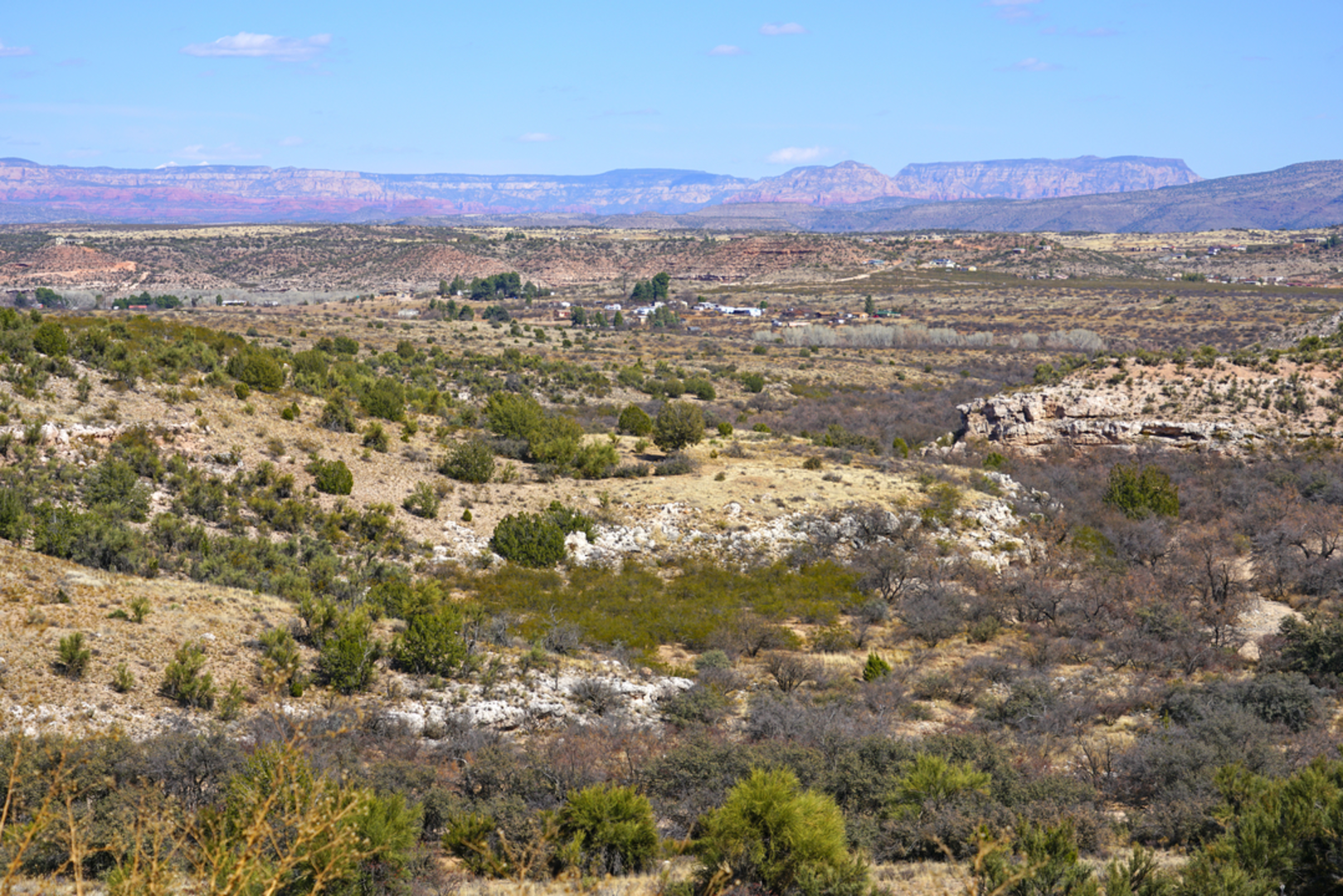An image depicting the trail Lower Smasher Trail and its surrounding area.