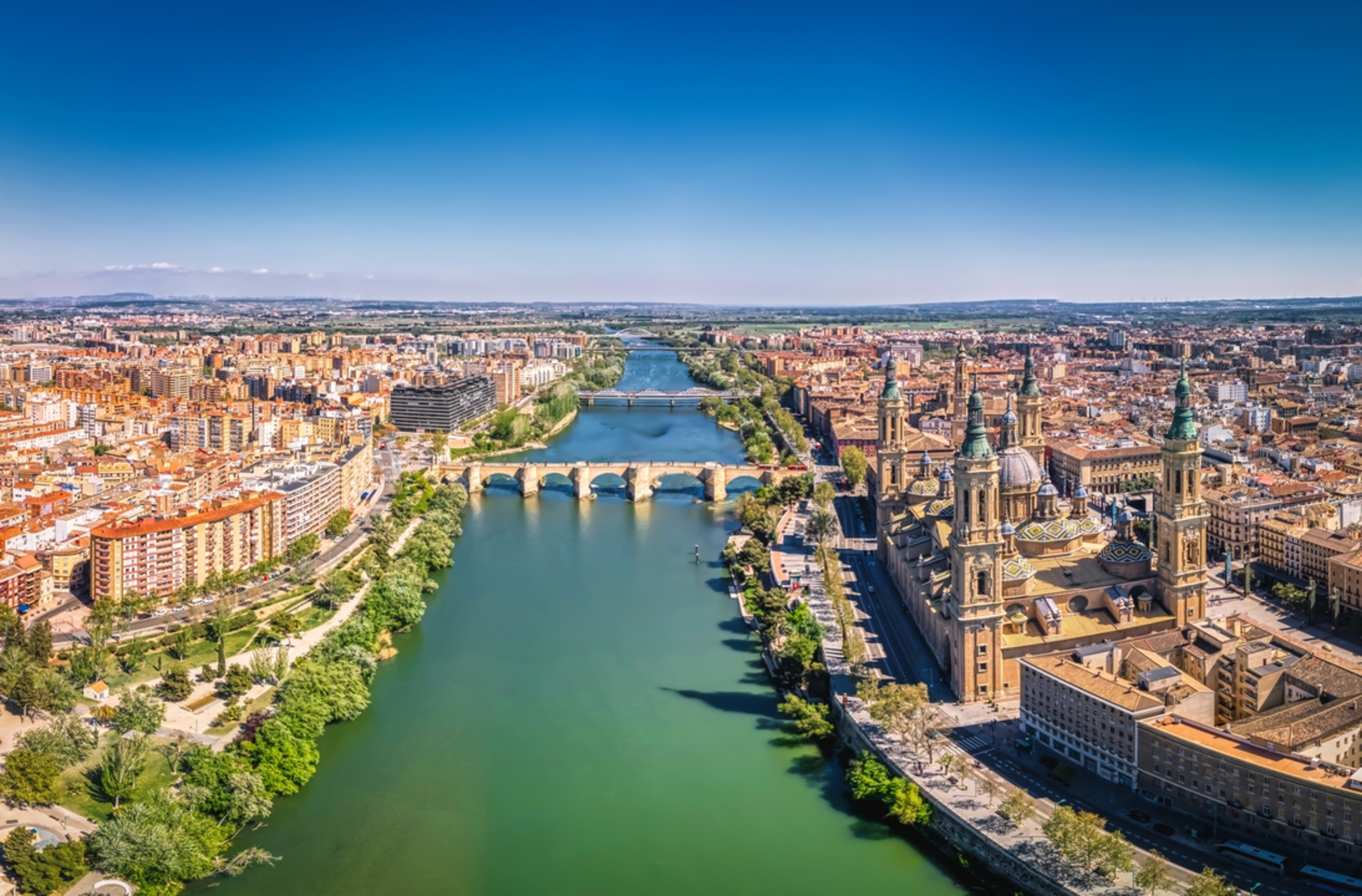 An image depicting the trail Zaragoza - San Mateo de Gallego PR Z 22 and its surrounding area.