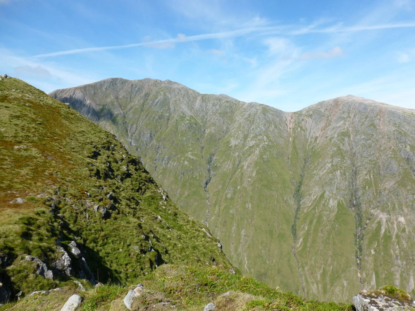 An image depicting the trail Stob Coire Sgreamhach and its surrounding area.