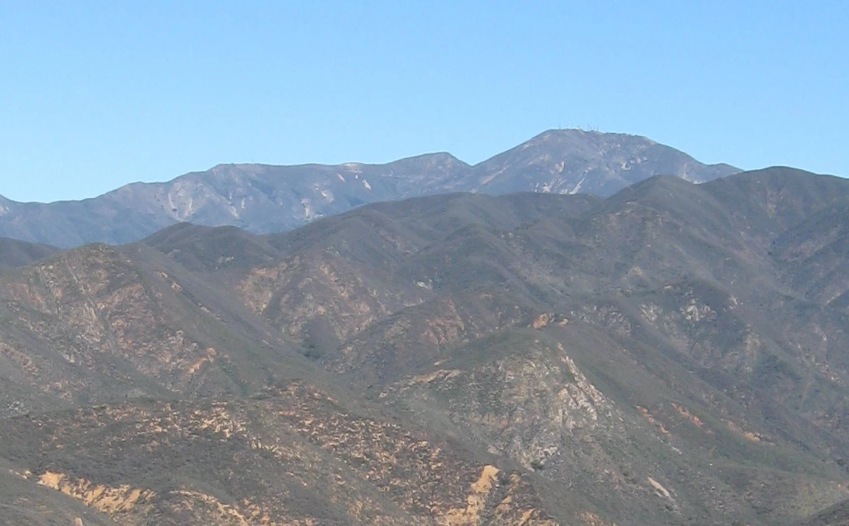 An image depicting the trail Horsethief, Trabuco, Santiago and Modjeska Peaks and its surrounding area.