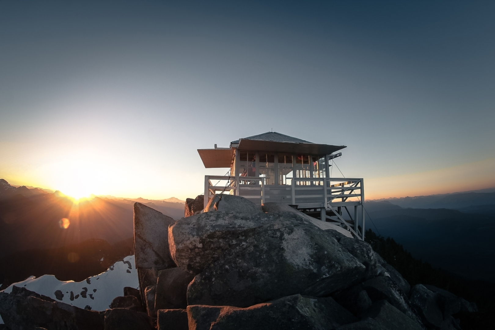 An image depicting the trail Pilchuck Lookout Trail and its surrounding area.