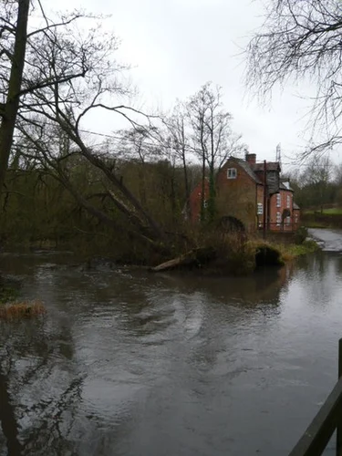Catherine de Barnes and Grand Union Canal Loop