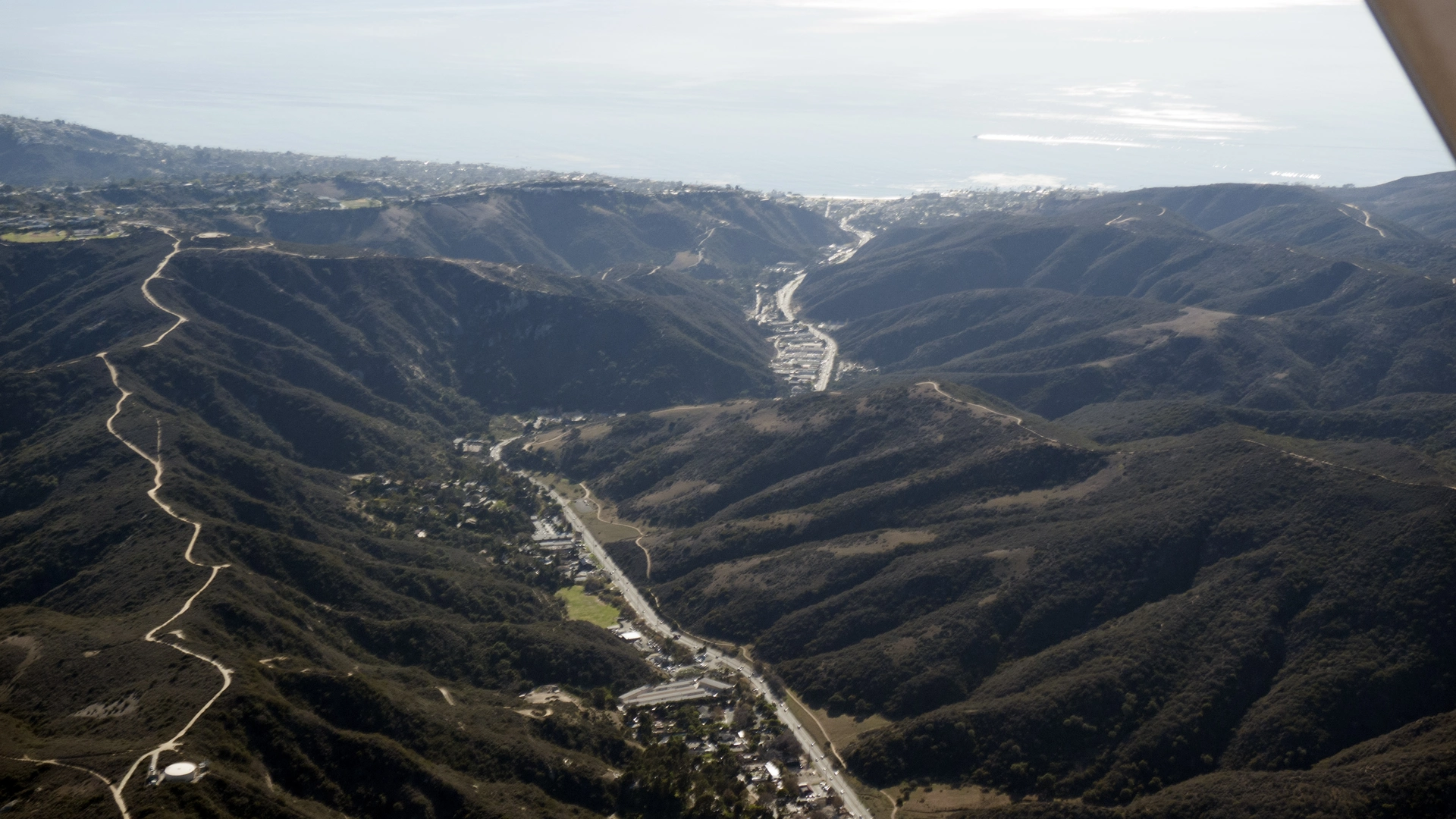 An image depicting the trail Canyon Trail and Barbara's Lake Loop and its surrounding area.