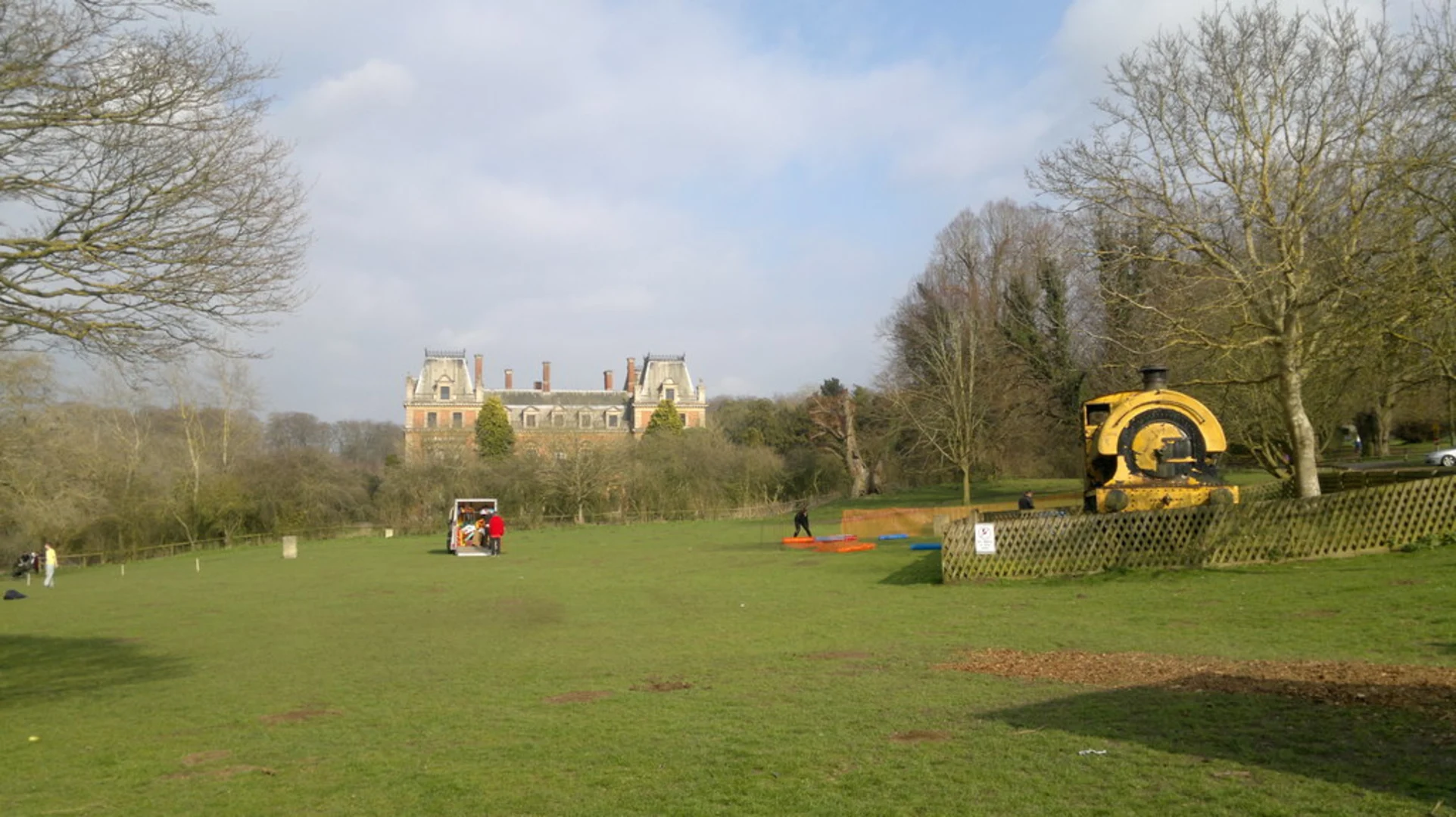 An image depicting the trail Harringworth to Desborough Walk and its surrounding area.