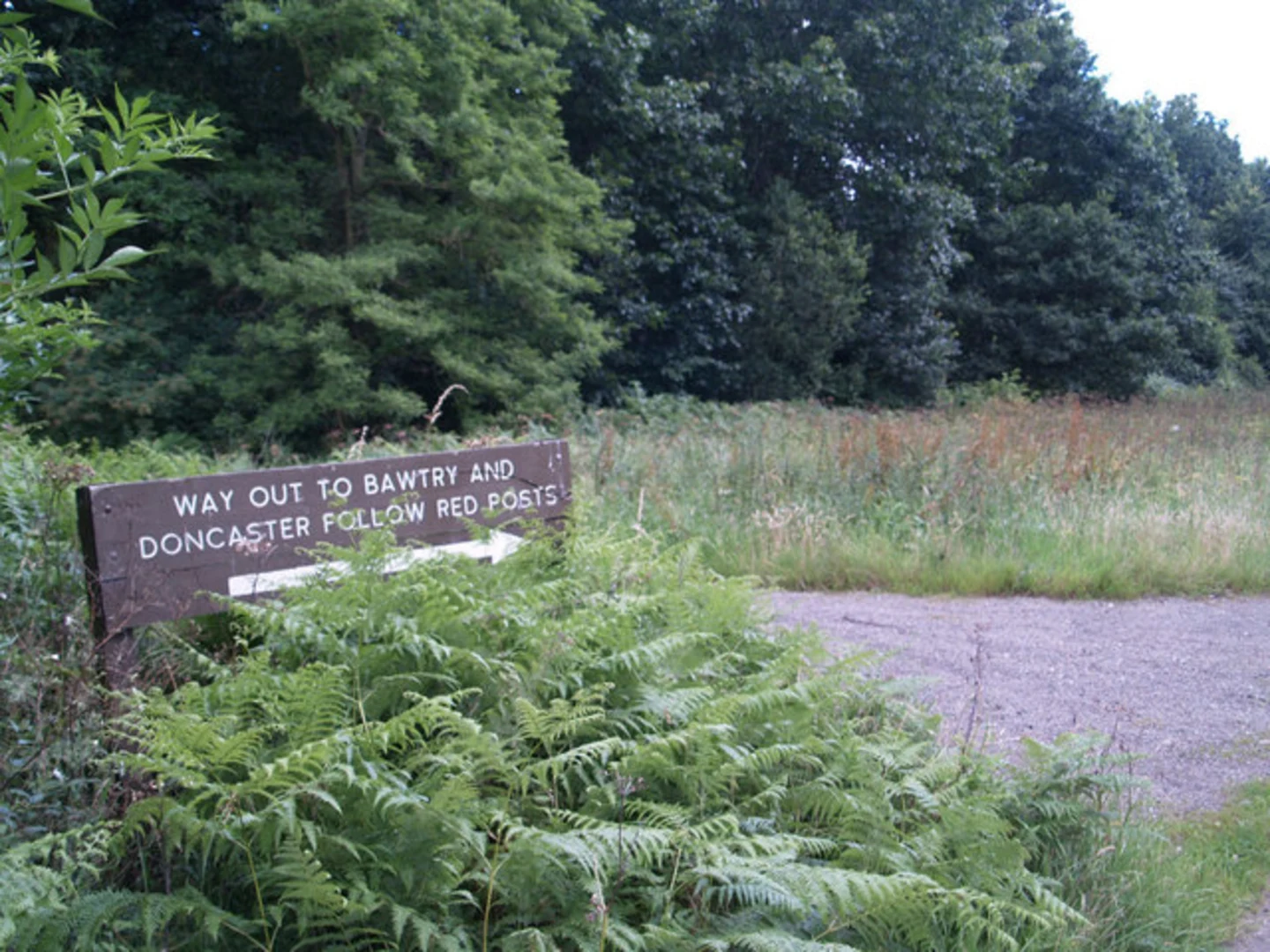An image depicting the trail Bawtry Walk and its surrounding area.