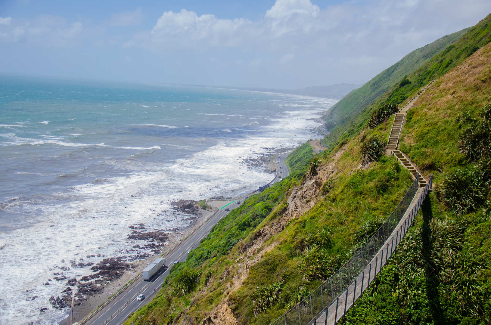 An image depicting the trail Paekakariki Escarpment Track and its surrounding area.
