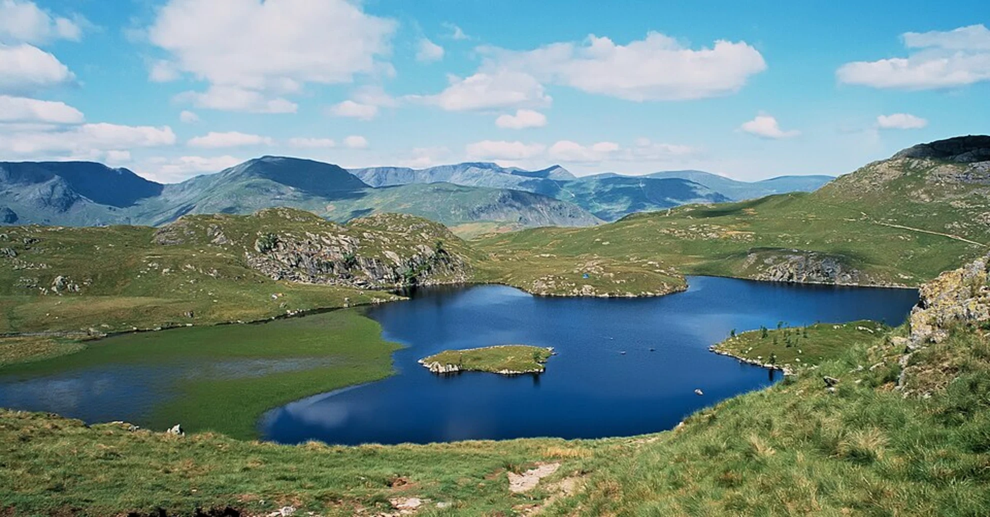 An image depicting the trail Rest Dodd, Angletarn Pikes and Place Fell Loop via Brothers Water and its surrounding area.