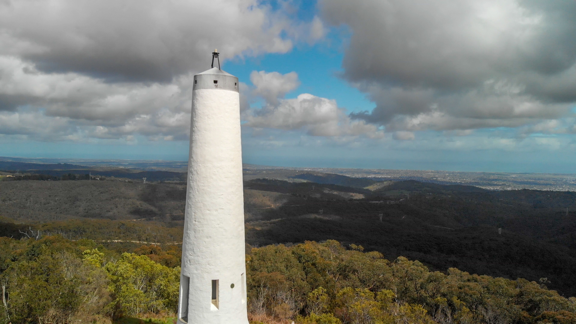 An image depicting the trail Main St Crafers to Mt Lofty Summit Walk and its surrounding area.