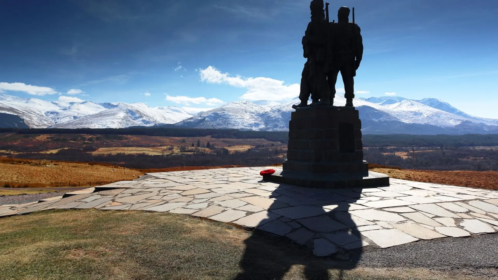 An image depicting the trail East Highland Way and its surrounding area.