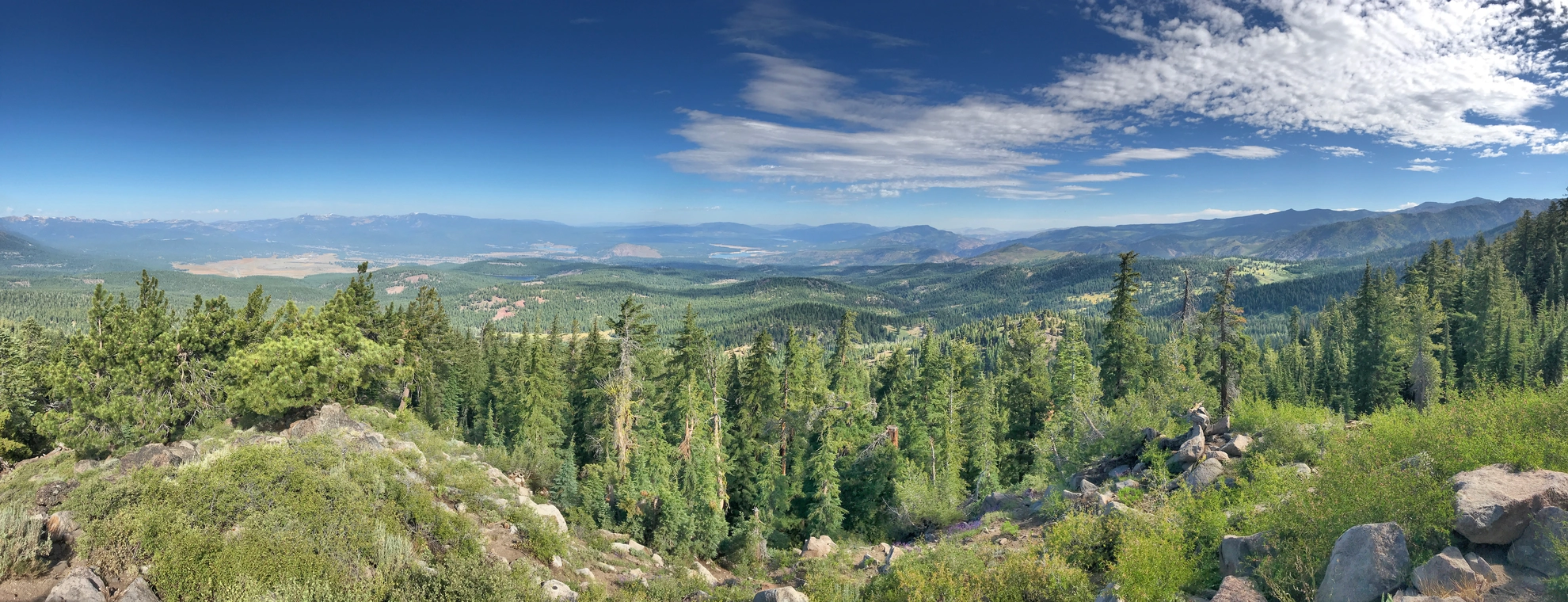 An image depicting the trail Martis Peak via Tahoe Rim Trail and its surrounding area.