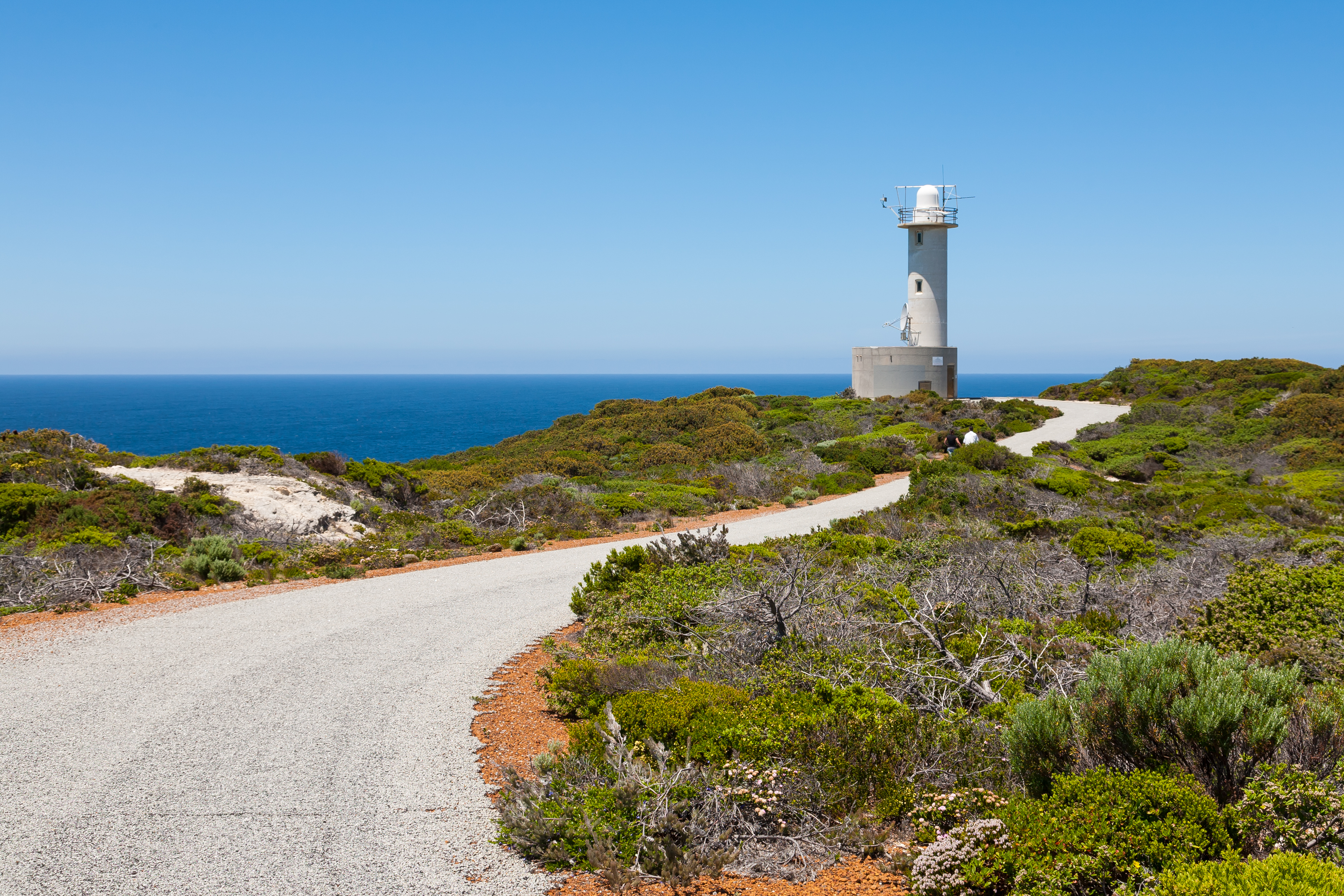 An image depicting the trail Torndirrup National Park and its surrounding area.