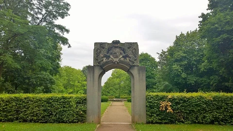 Park Rosenhöhe and Oberfeld Loop via Scheftheimer Weg