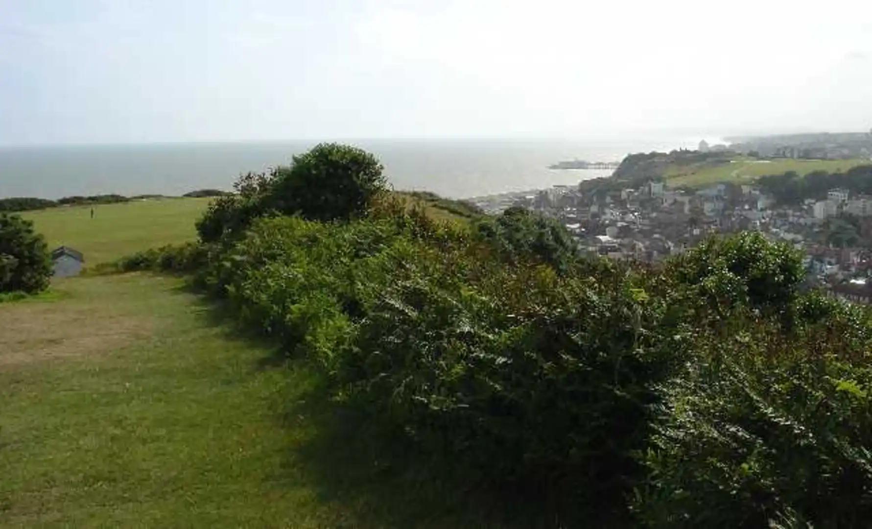 An image depicting the trail Ecclesbourne Reservoir Loop and its surrounding area.