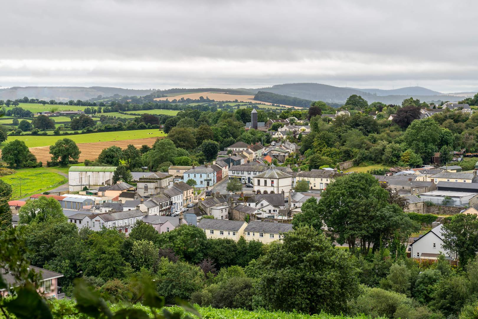 An image depicting the trail Tinahely Railway Walk and its surrounding area.
