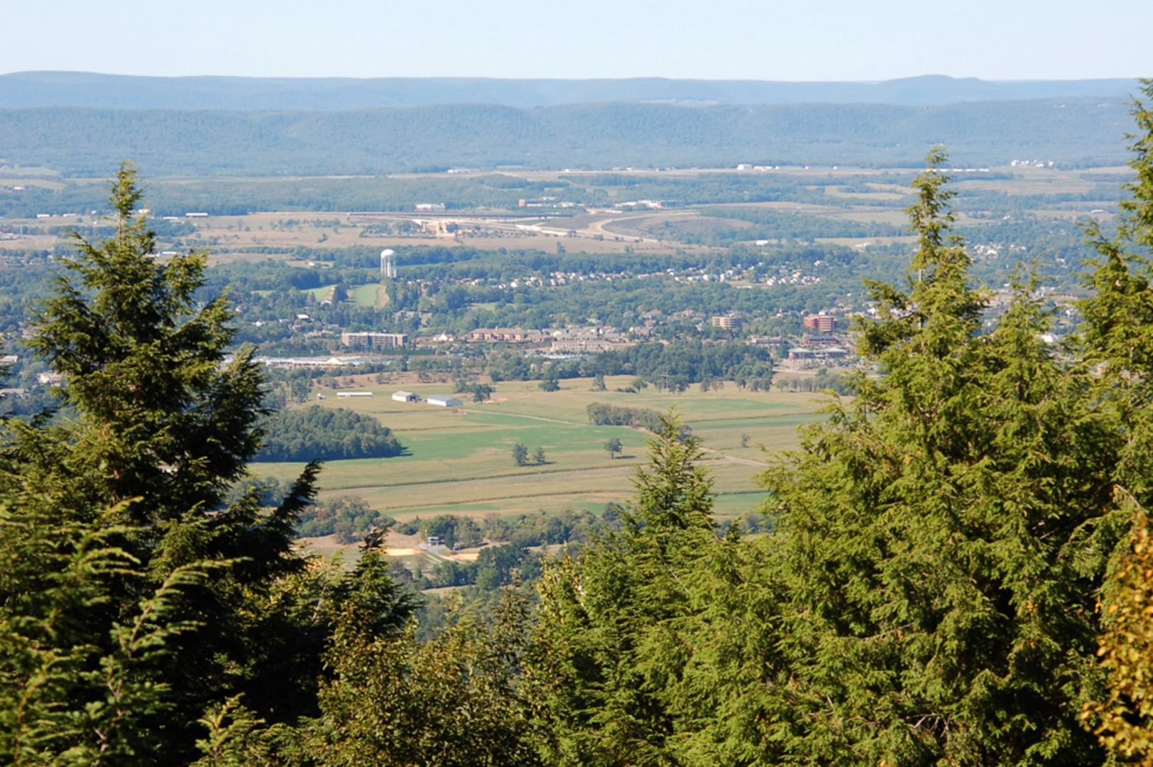 An image depicting the trail Shingletown Gap and its surrounding area.