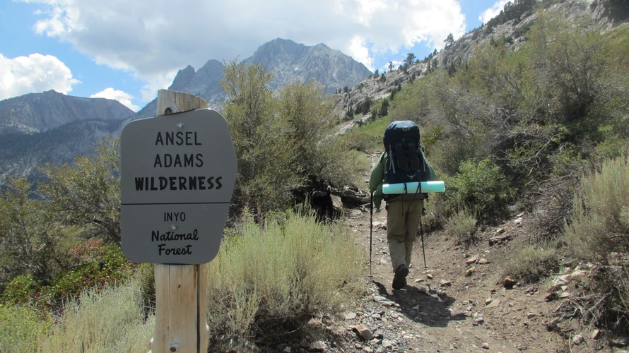 Garnet Lake, Thousand Island Lake Loop via John Muir Trail
