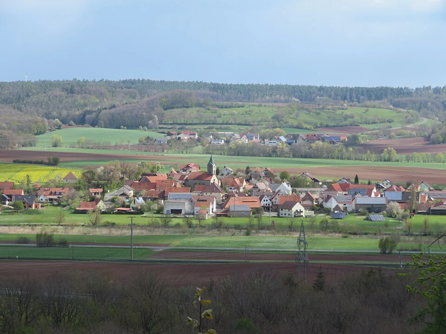 An image depicting the trail Baudenbach Rundweg B1 and its surrounding area.
