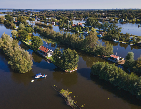 Breukelen to Mauritshoeve via Vijfde Plas and Tienhovensche Plassen