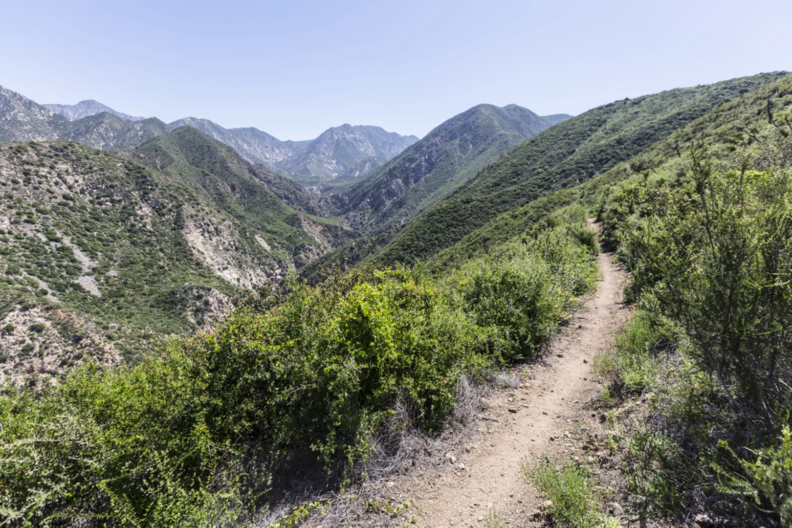 An image depicting the trail Ken Burton via Gabrielino Trail and its surrounding area.