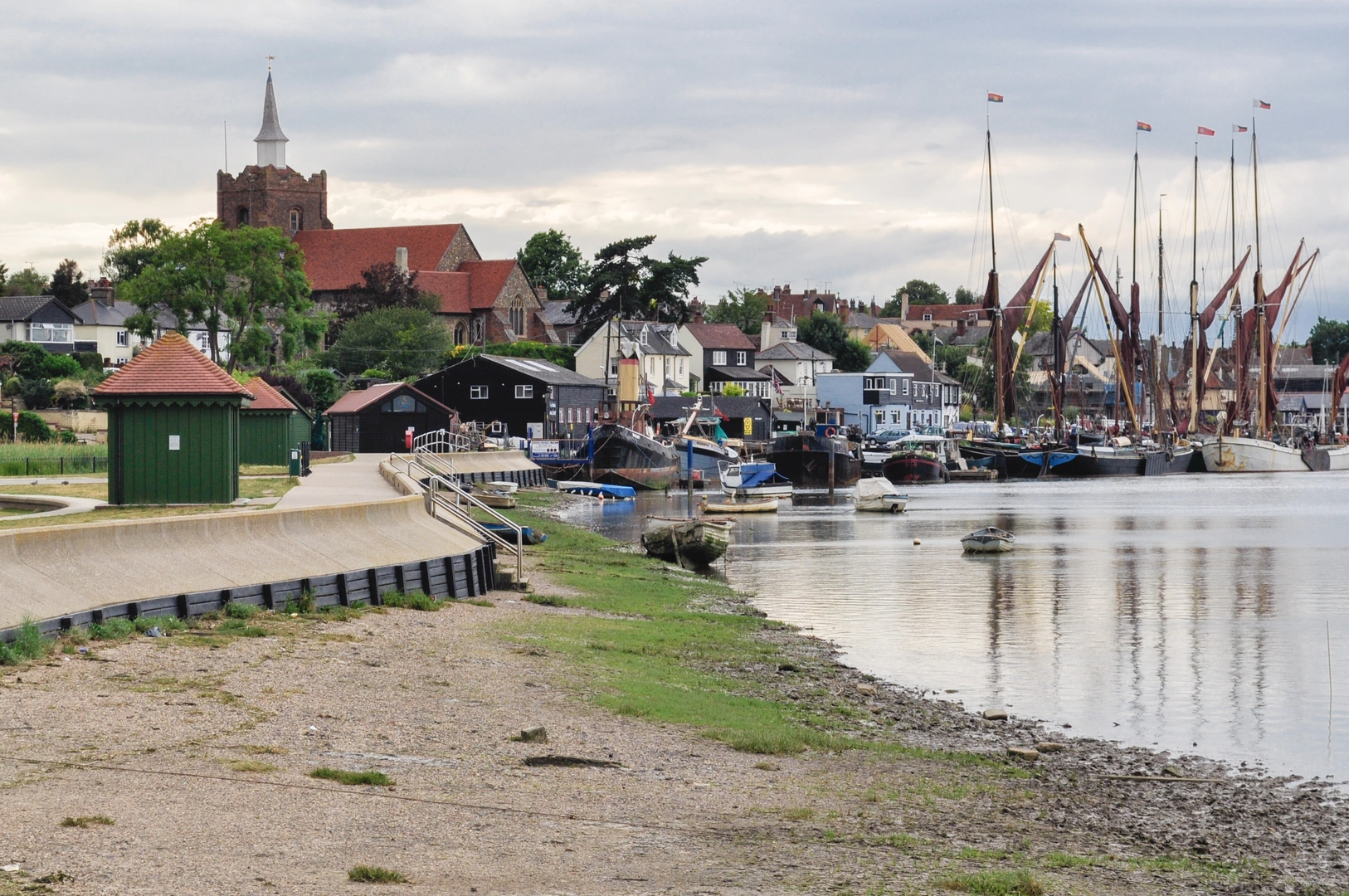 An image depicting the trail Essex Round and its surrounding area.