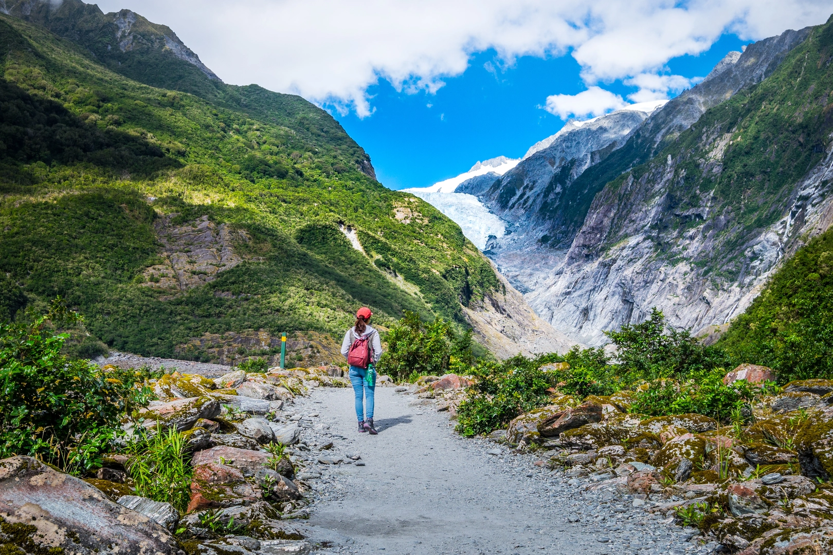 An image depicting the trail Callery Gorge Walk and its surrounding area.