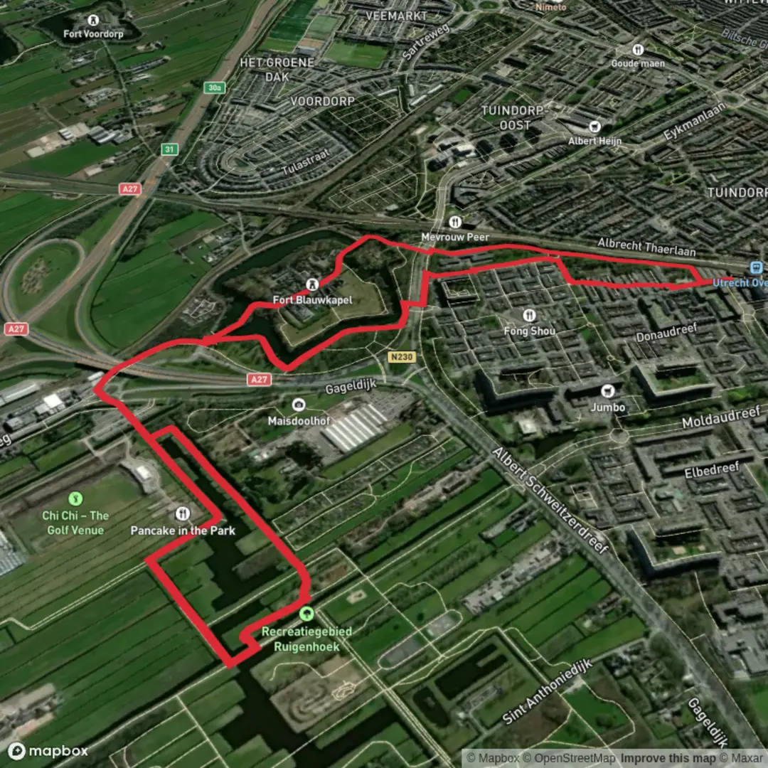 An image depicting the trail Fort Blauwkapel via Waterliniepad and its surrounding area.