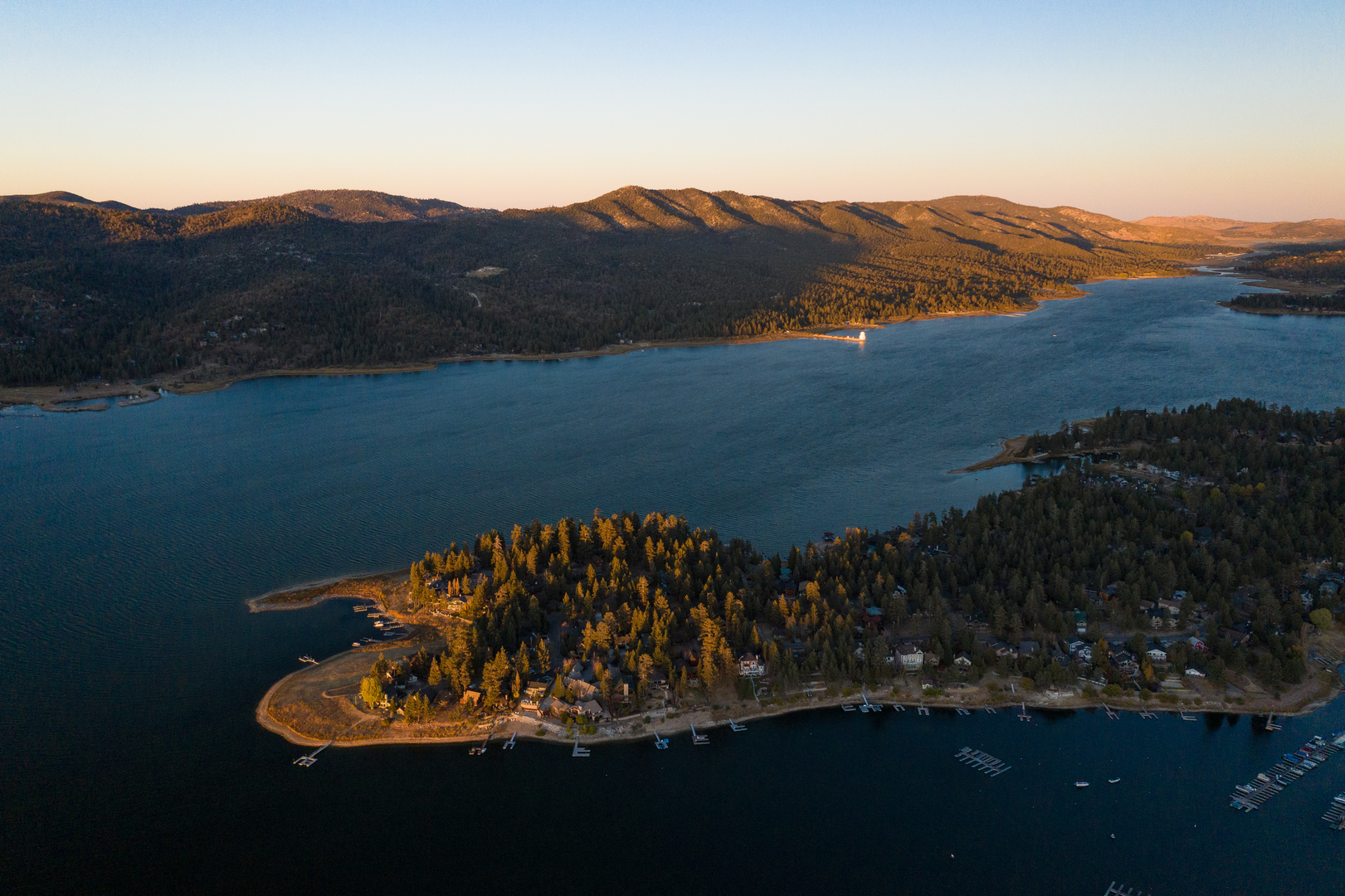 An image depicting the trail Upper Holcomb Valley and Holcomb Valley Walk from Big Bear Lake and its surrounding area.