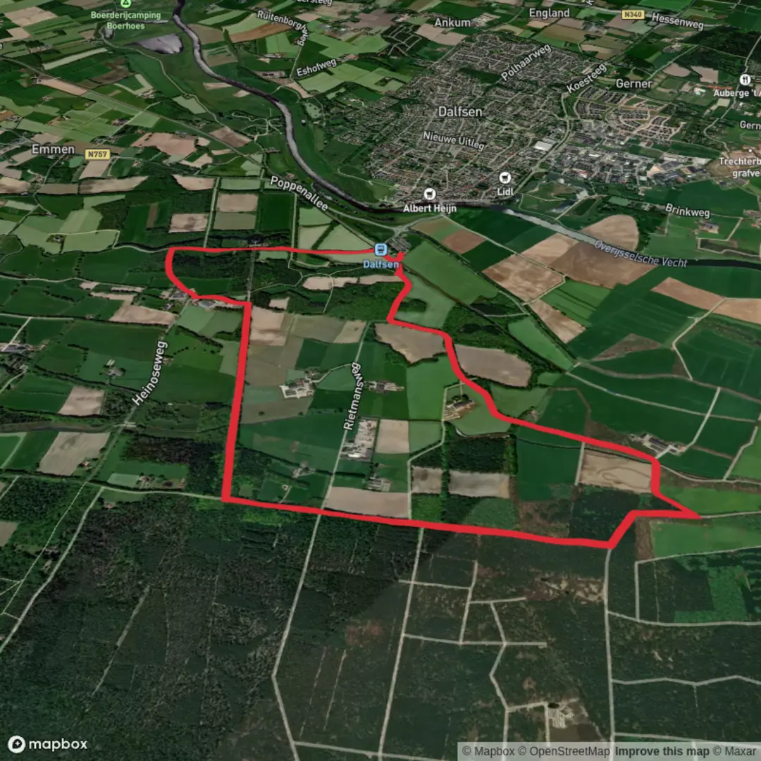 An image depicting the trail Maarten van Rossumpad and Diezerstraat Loop and its surrounding area.