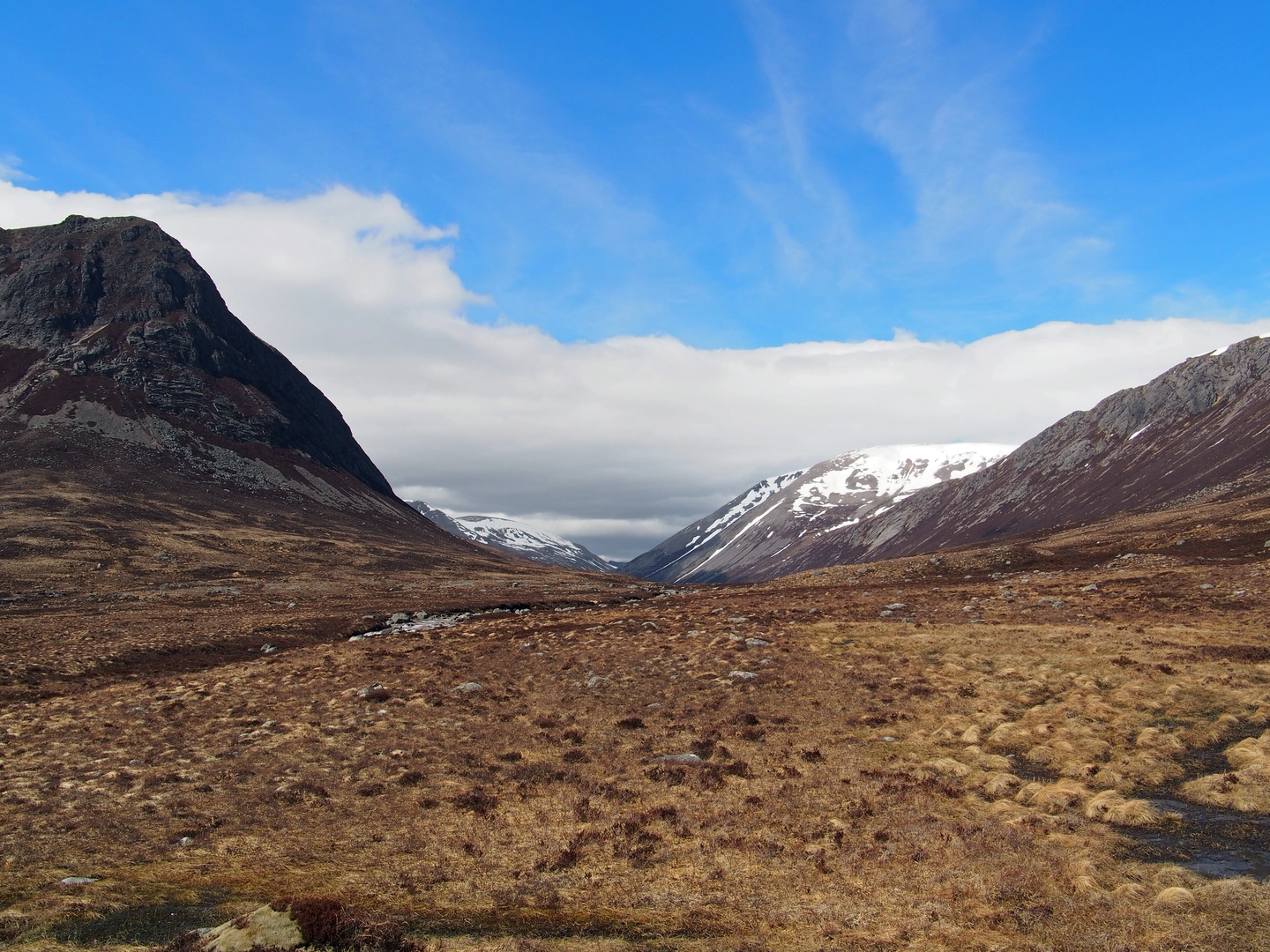 An image depicting the trail Lairig Ghru from Bob Scott's and its surrounding area.