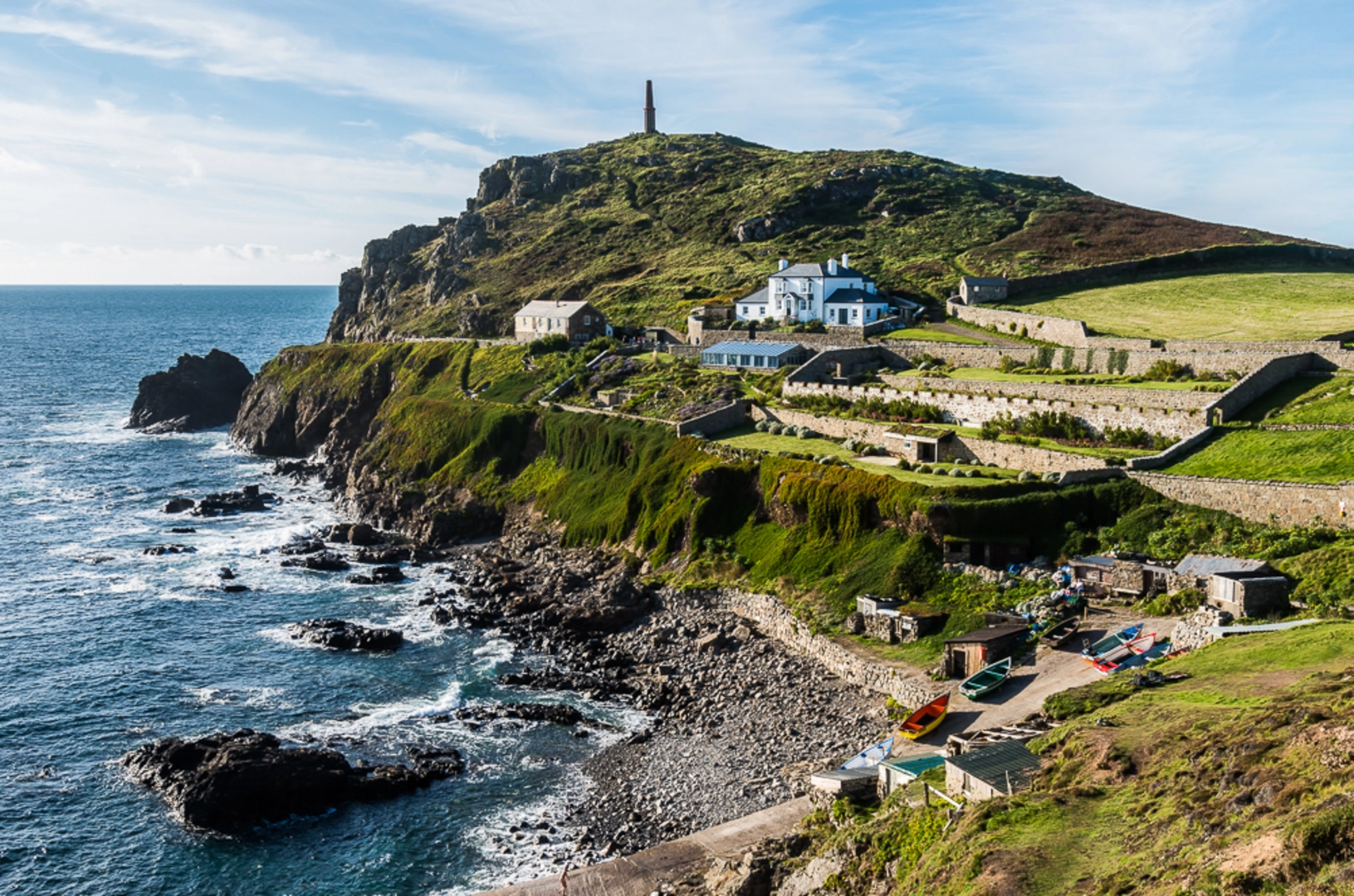 An image depicting the trail Cape Cornwall Loop and its surrounding area.