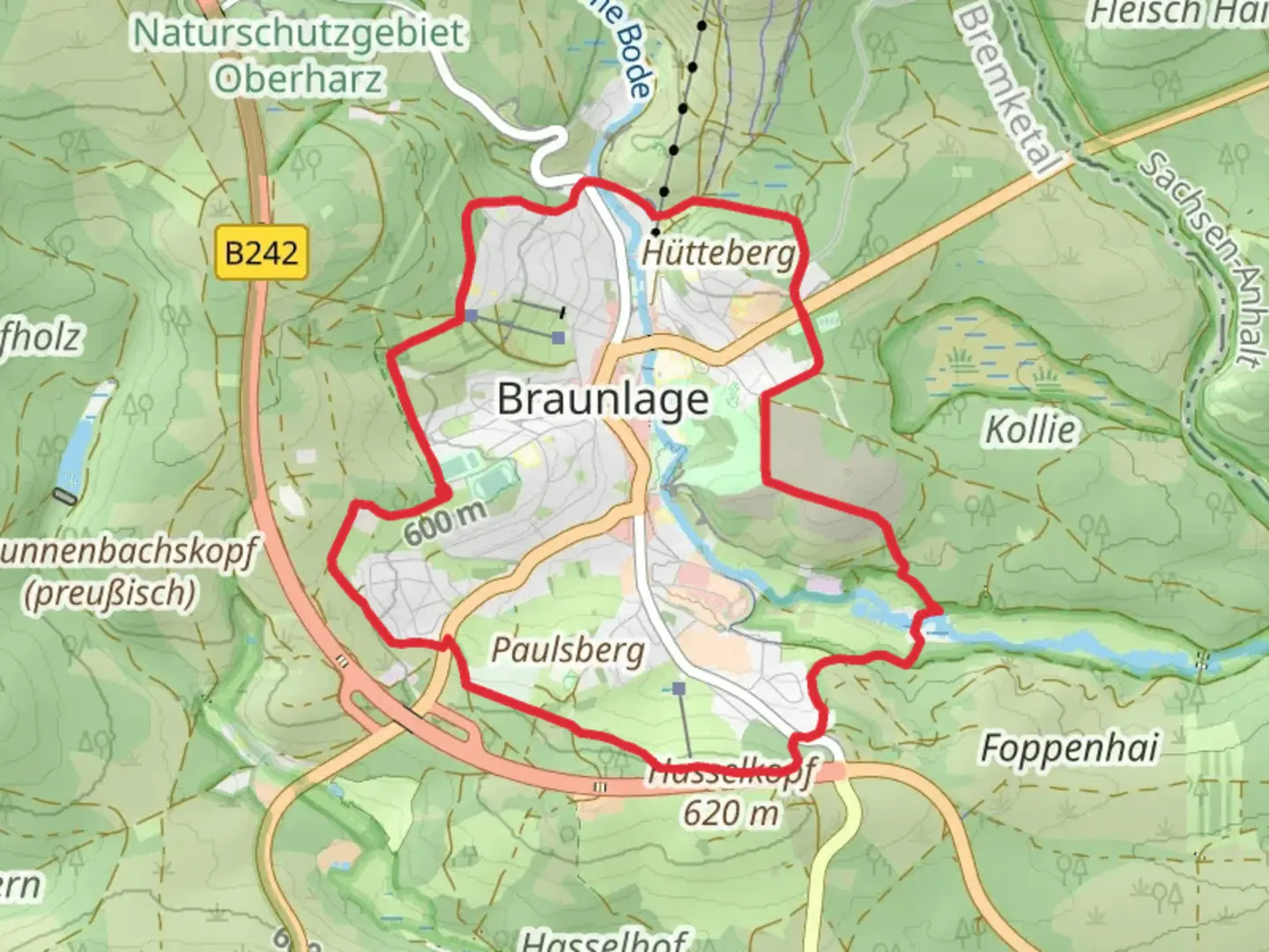 An image depicting the trail Braunlager Rundweg and its surrounding area.