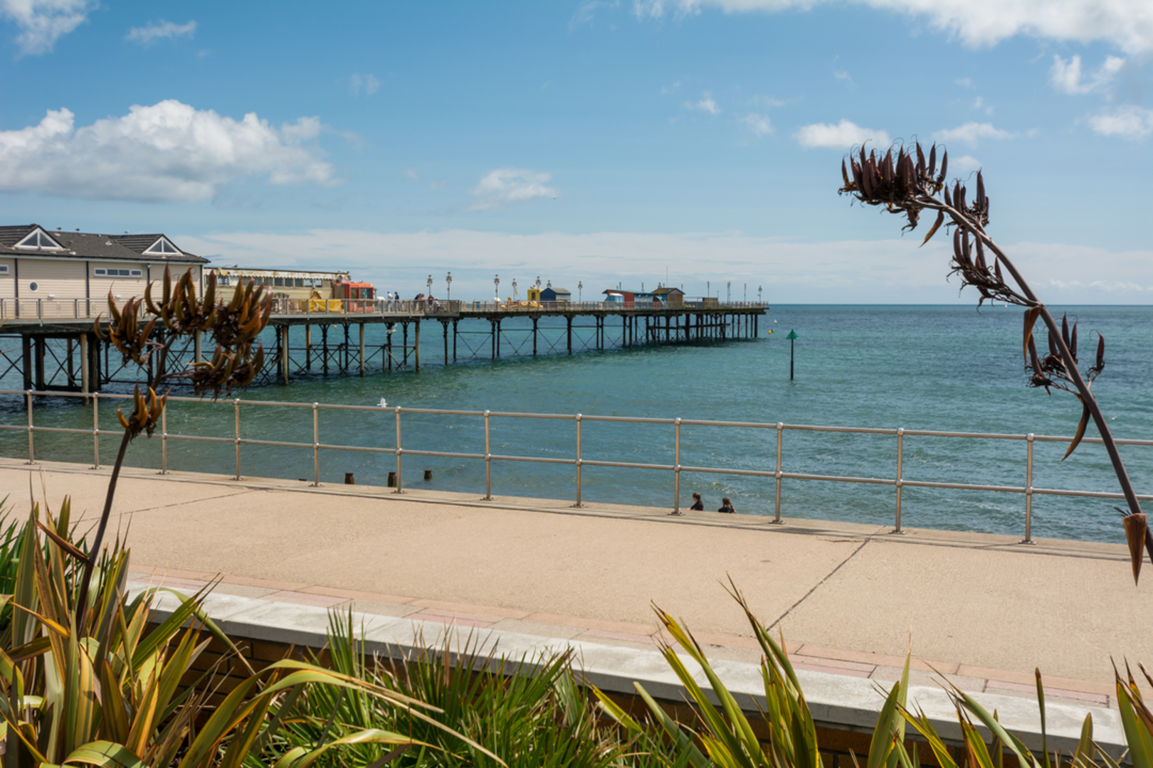 An image depicting the trail Teignmouth Seafront Walk and its surrounding area.