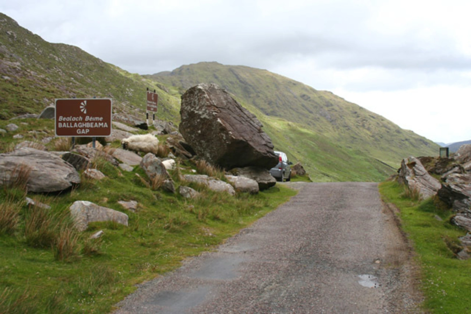 An image depicting the trail Knockaunauttin to Stumpa Duloigh and its surrounding area.