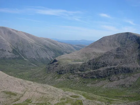 Glen Geusachan Loop via River Dee