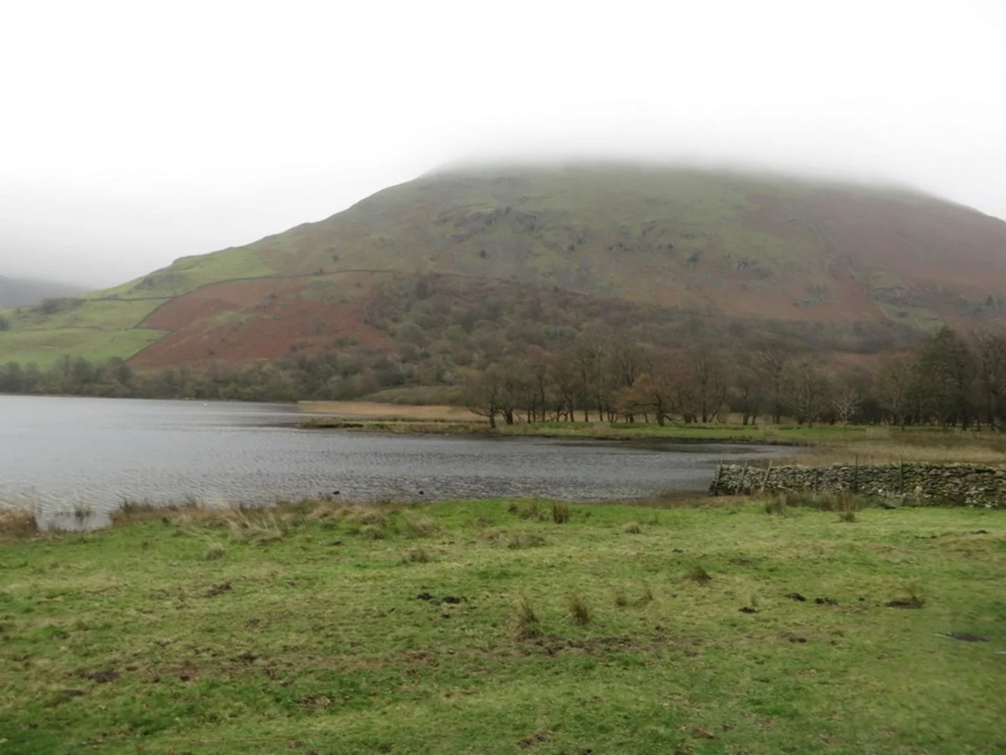 An image depicting the trail Brothers Water Walk from Bridgend and its surrounding area.