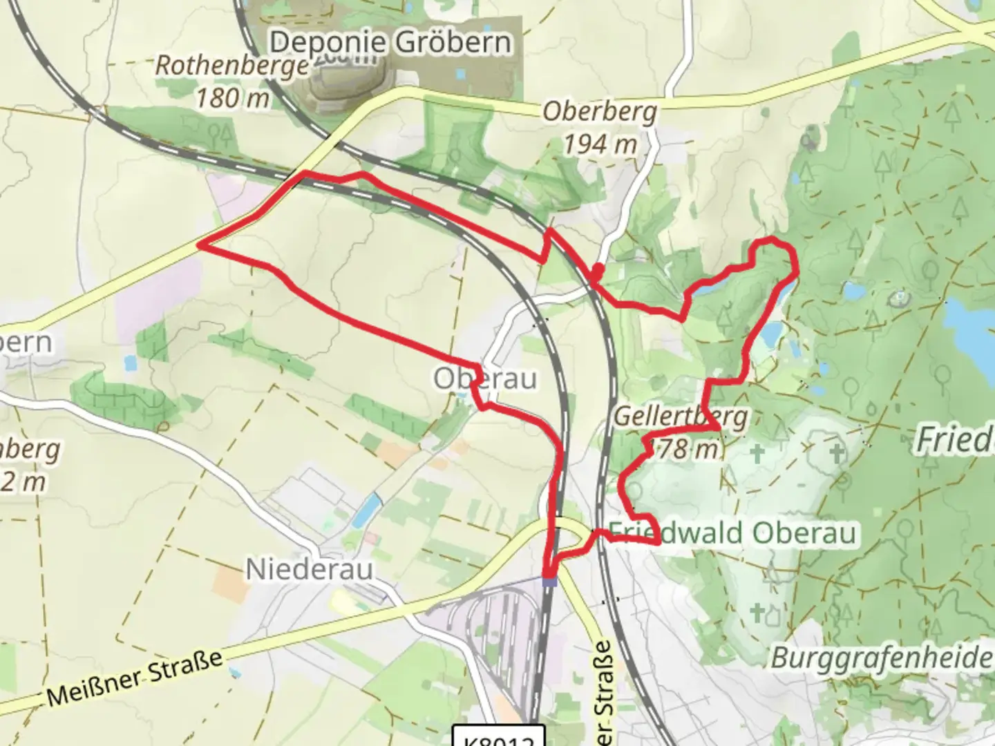 An image depicting the trail Fuchsteich and Buschmuehlenteich via Lehrpfad - Obere Aue and its surrounding area.