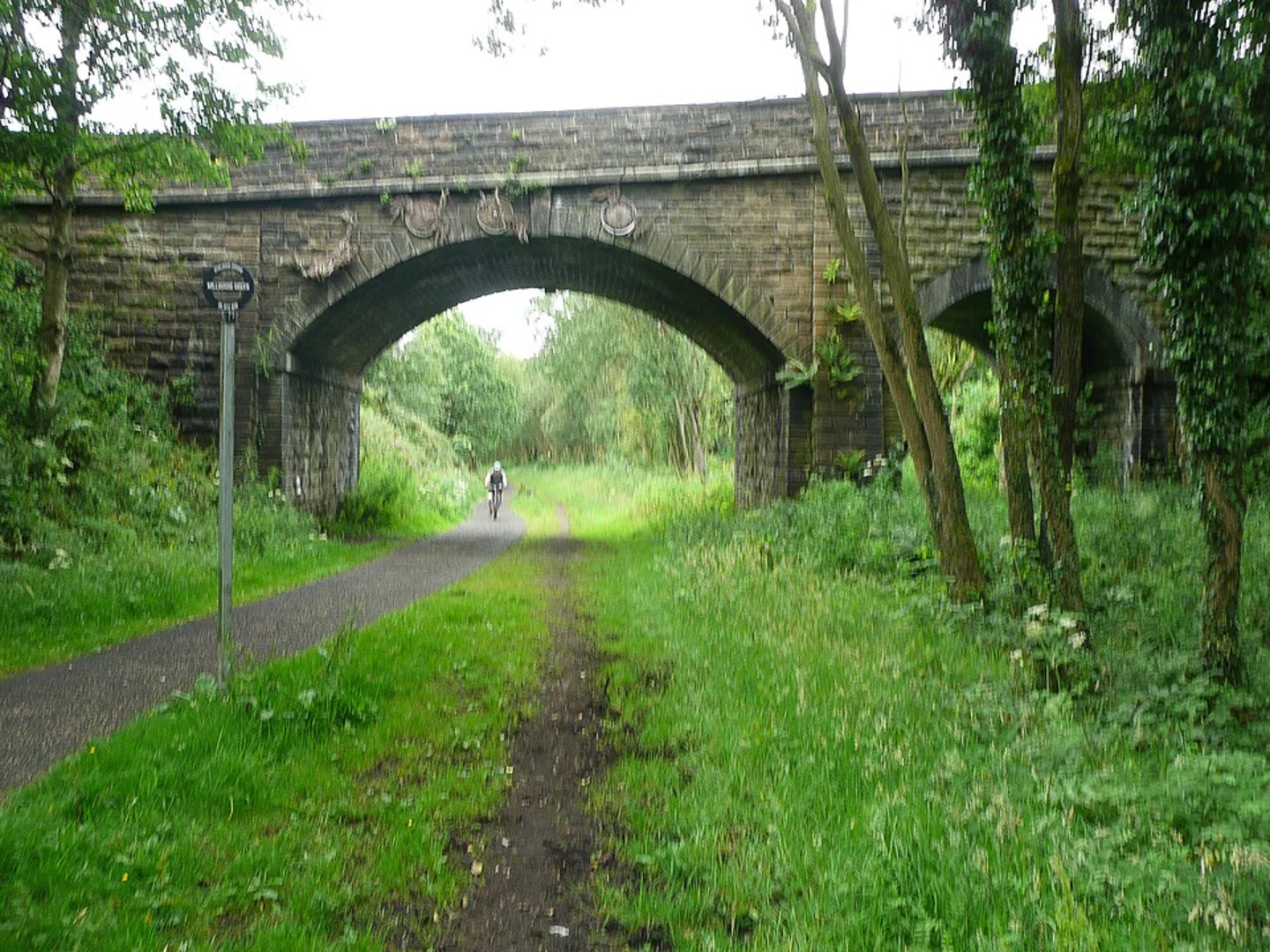 An image depicting the trail Trans Pennine Trail from Penistone to Dunford Bridge and its surrounding area.