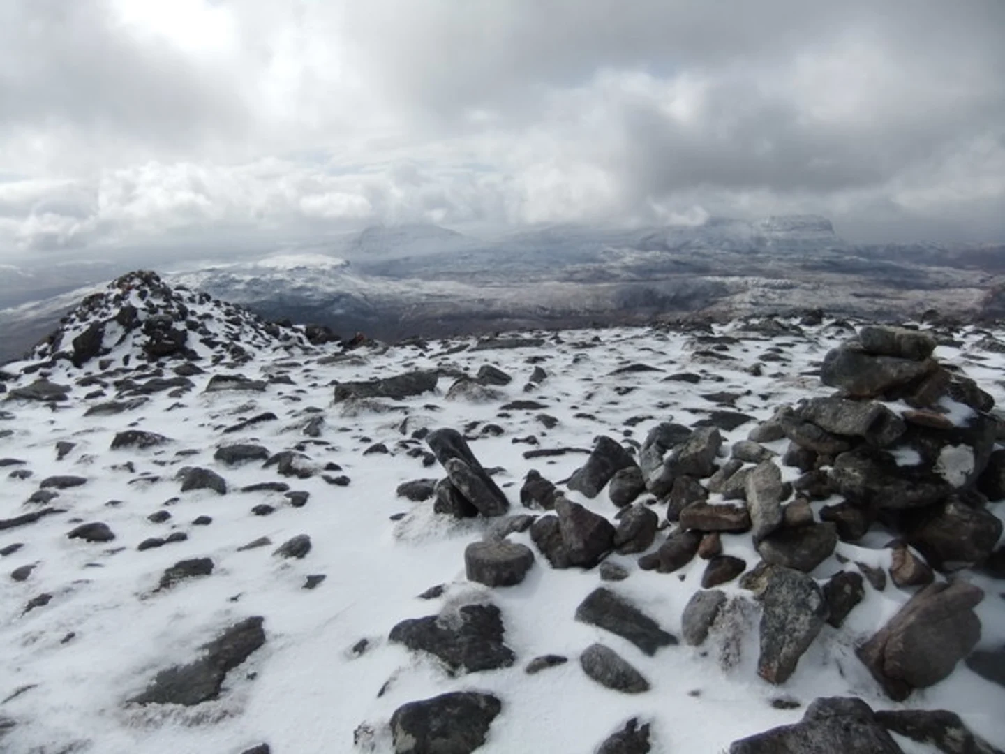 An image depicting the trail Spidean Coinich and its surrounding area.