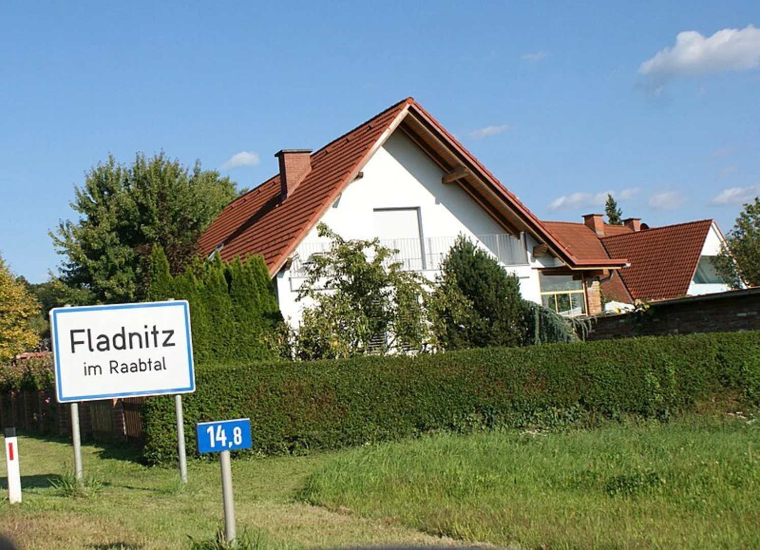 An image depicting the trail Fladnitzer Runde and its surrounding area.