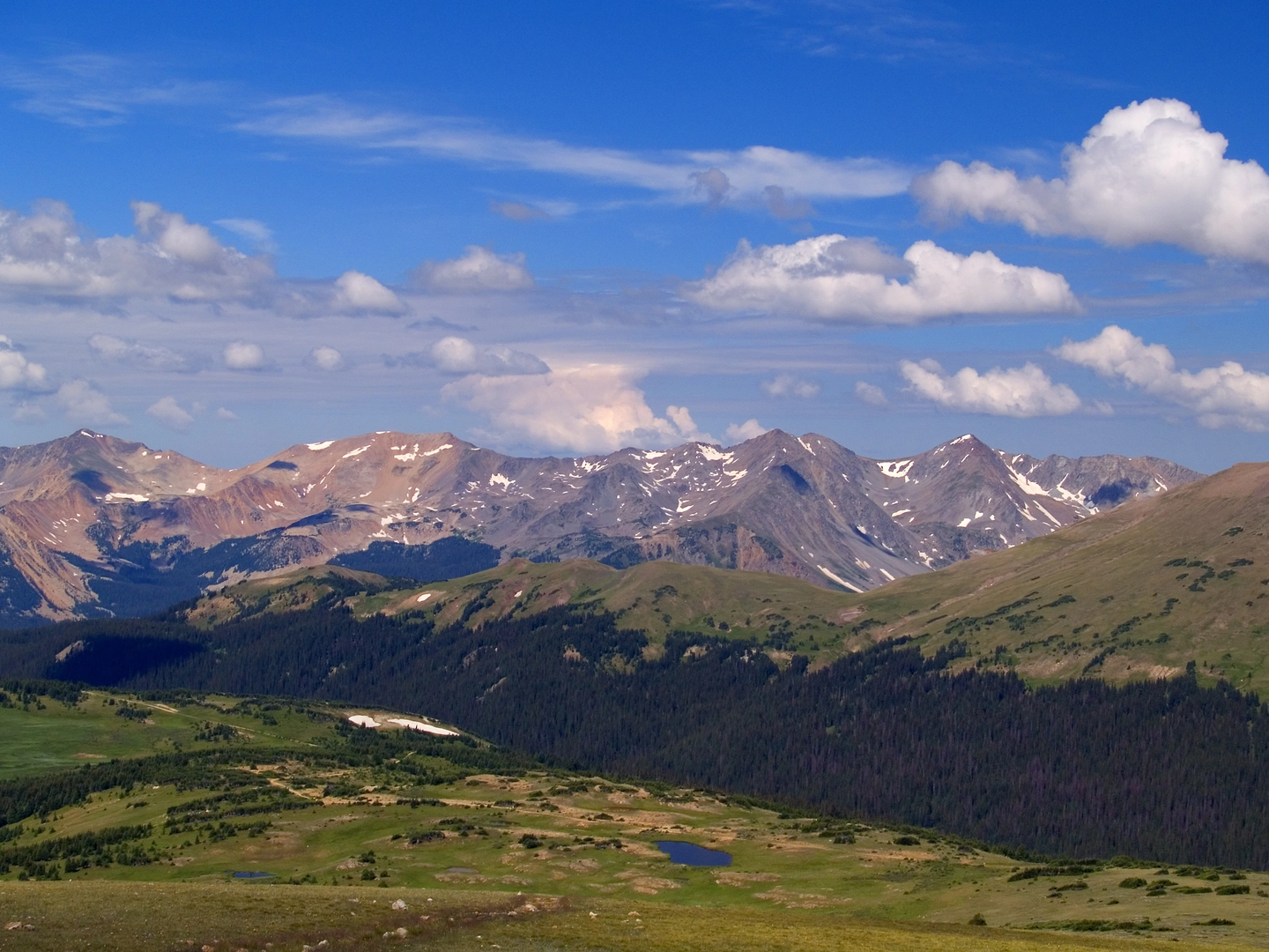 An image depicting the trail Grand Ditch Trail and its surrounding area.