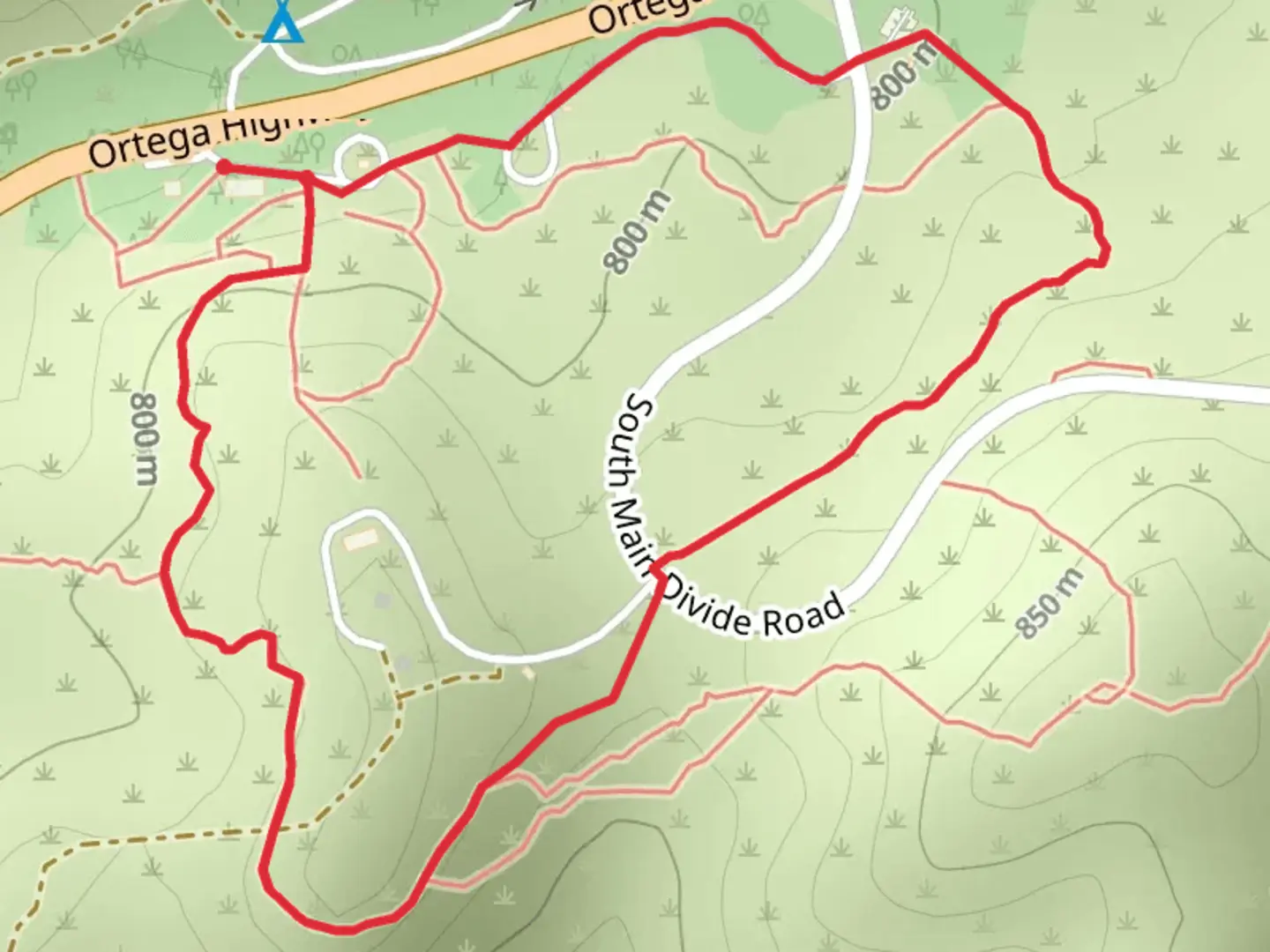 An image depicting the trail El Cariso Nature Loop and its surrounding area.