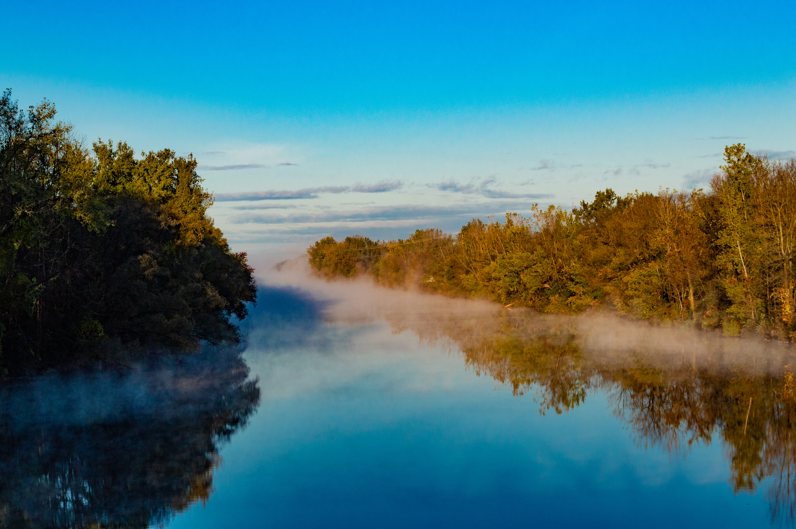 An image depicting the trail Old Erie Canal State Historic Park and its surrounding area.