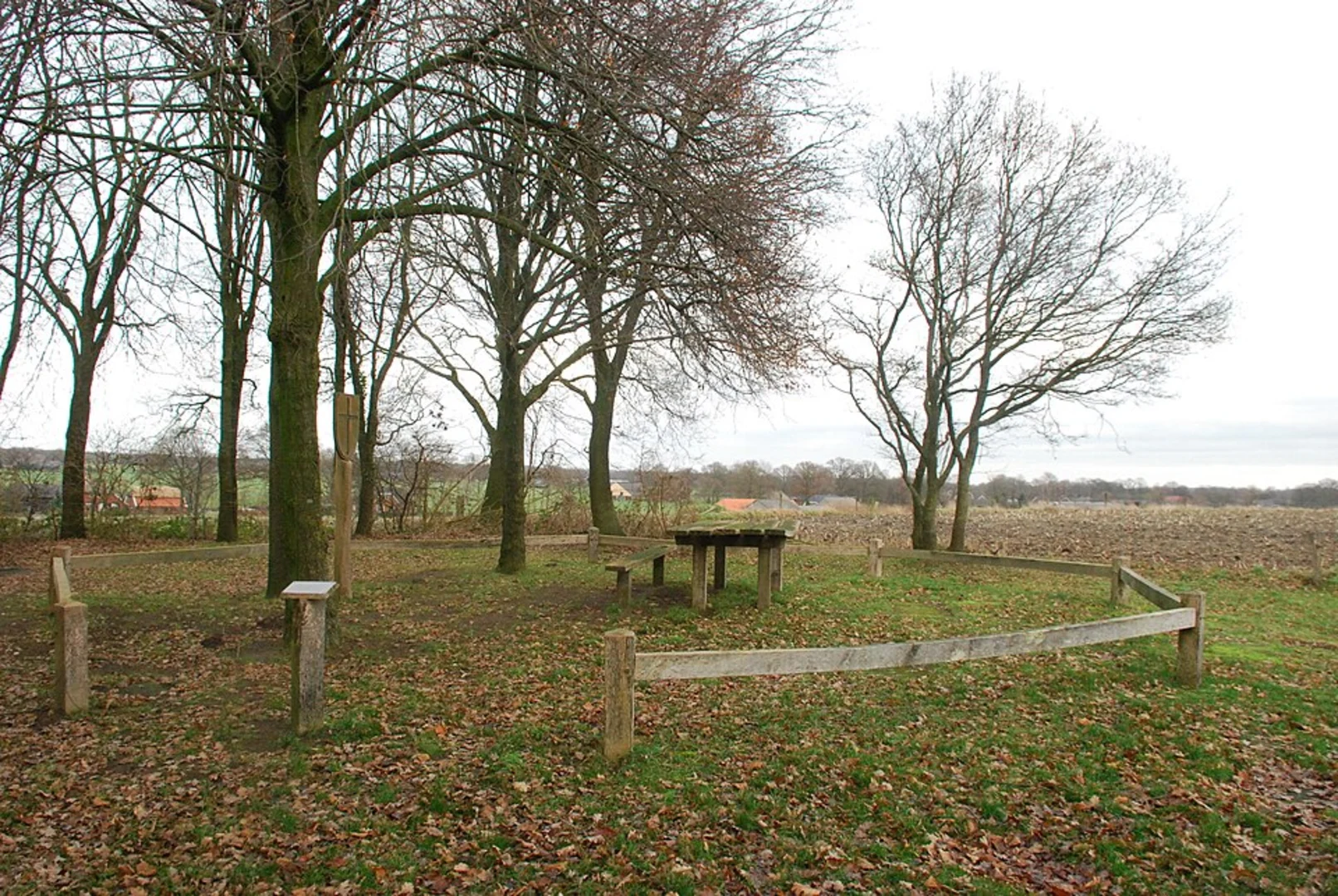An image depicting the trail Pasmans Weg, Reusken Weg and Beumersteeg Loop and its surrounding area.