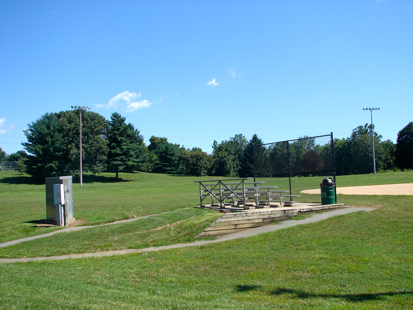 An image depicting the trail Mill Creek Loop Trail and its surrounding area.
