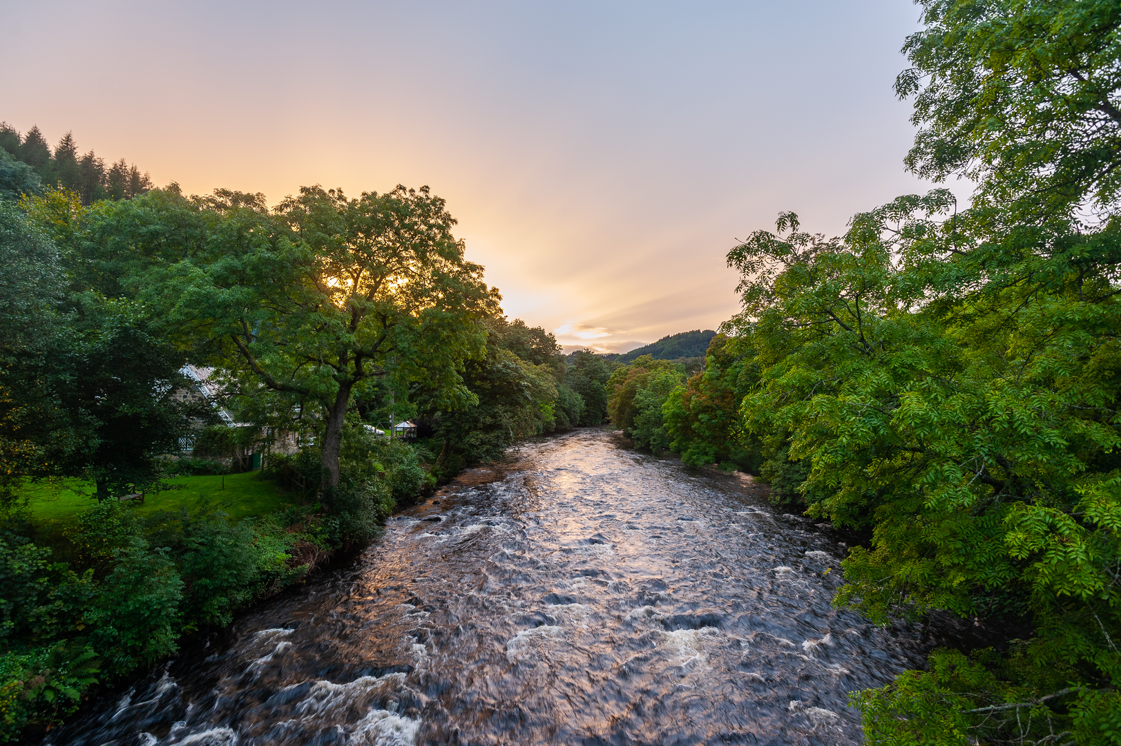 An image depicting the trail Callander Craig and Cairn Loop and its surrounding area.