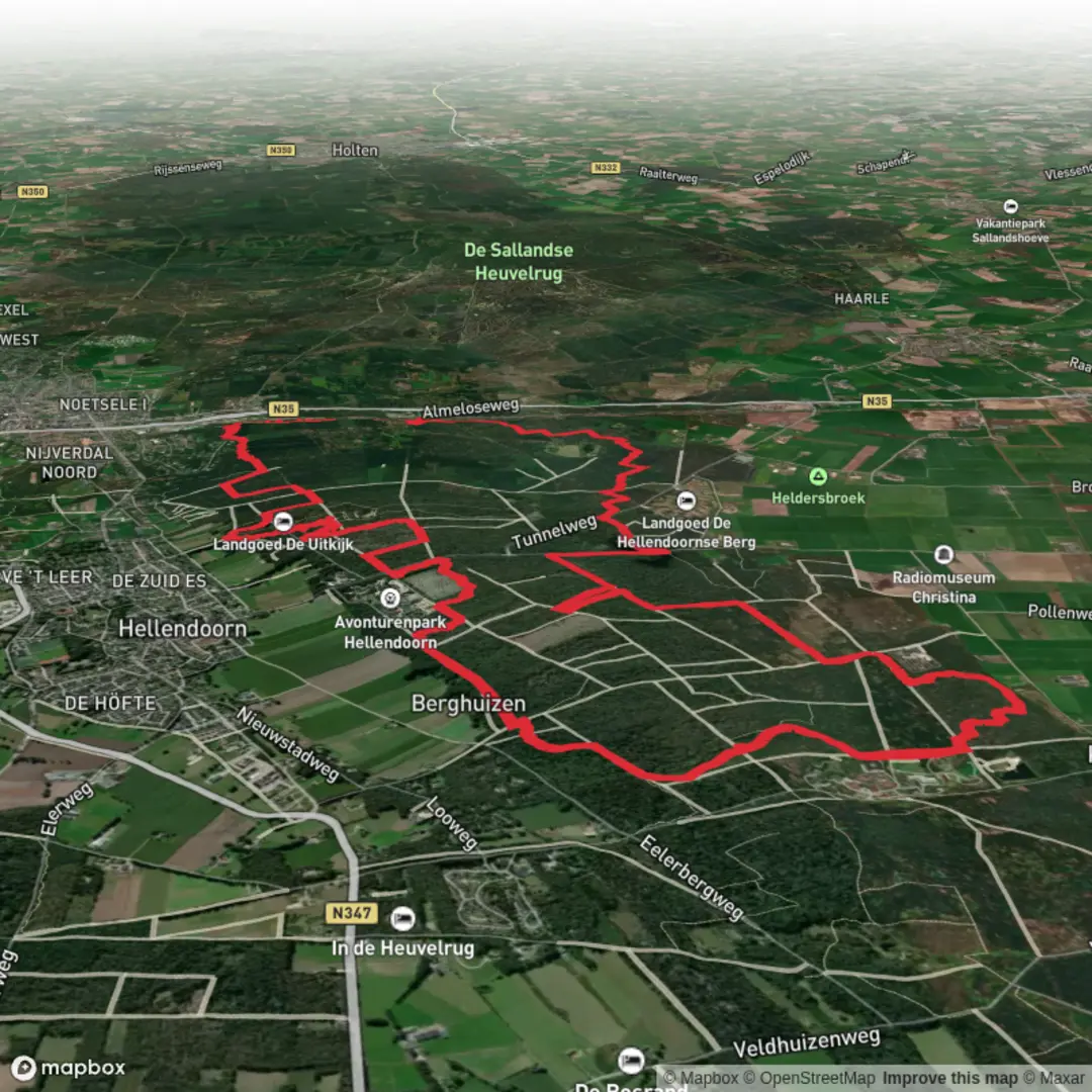 An image depicting the trail Hellendoornsche Loop 2 and its surrounding area.