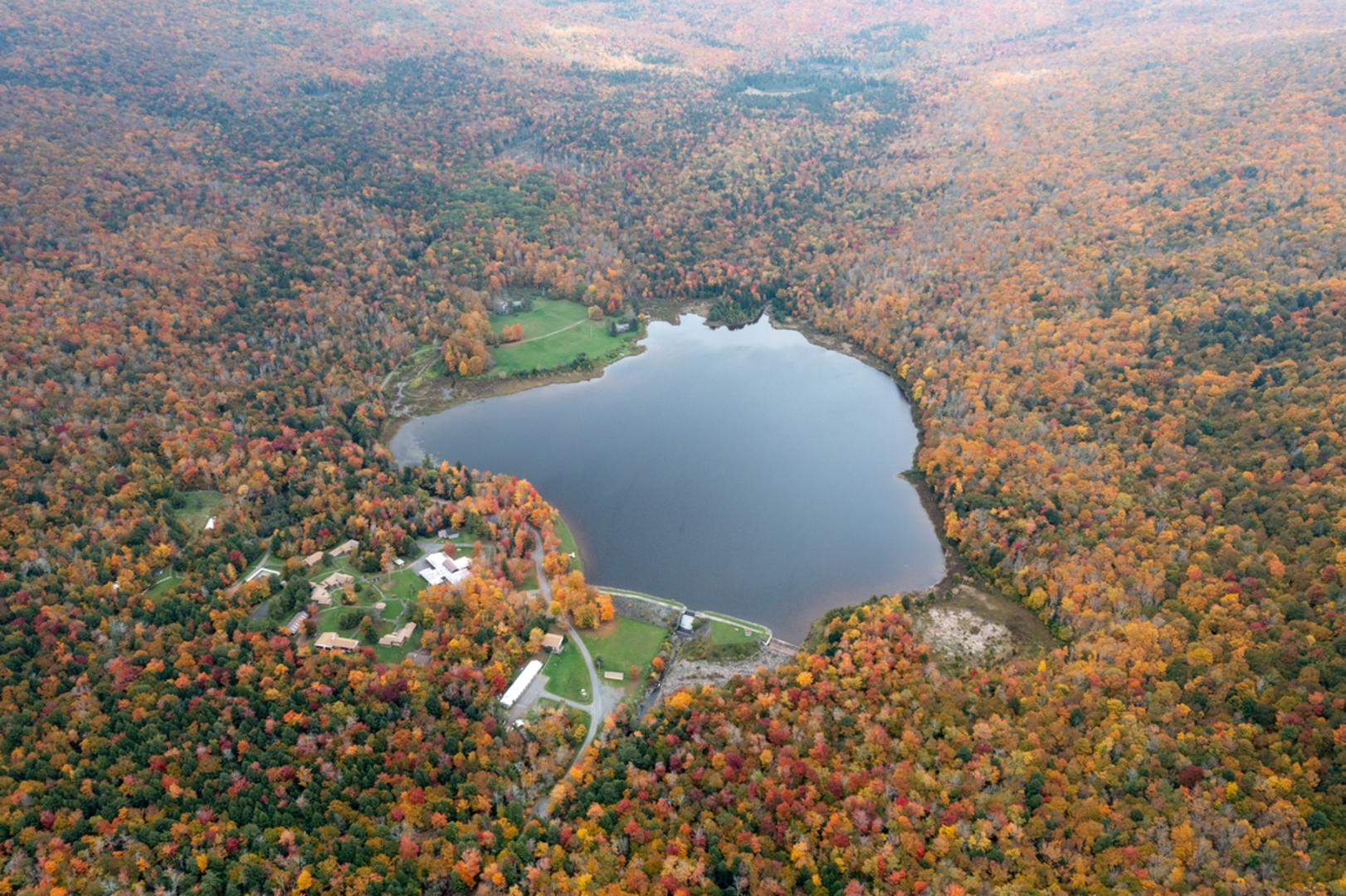 An image depicting the trail Colgate Lake and Dutcher Notch Trail and its surrounding area.