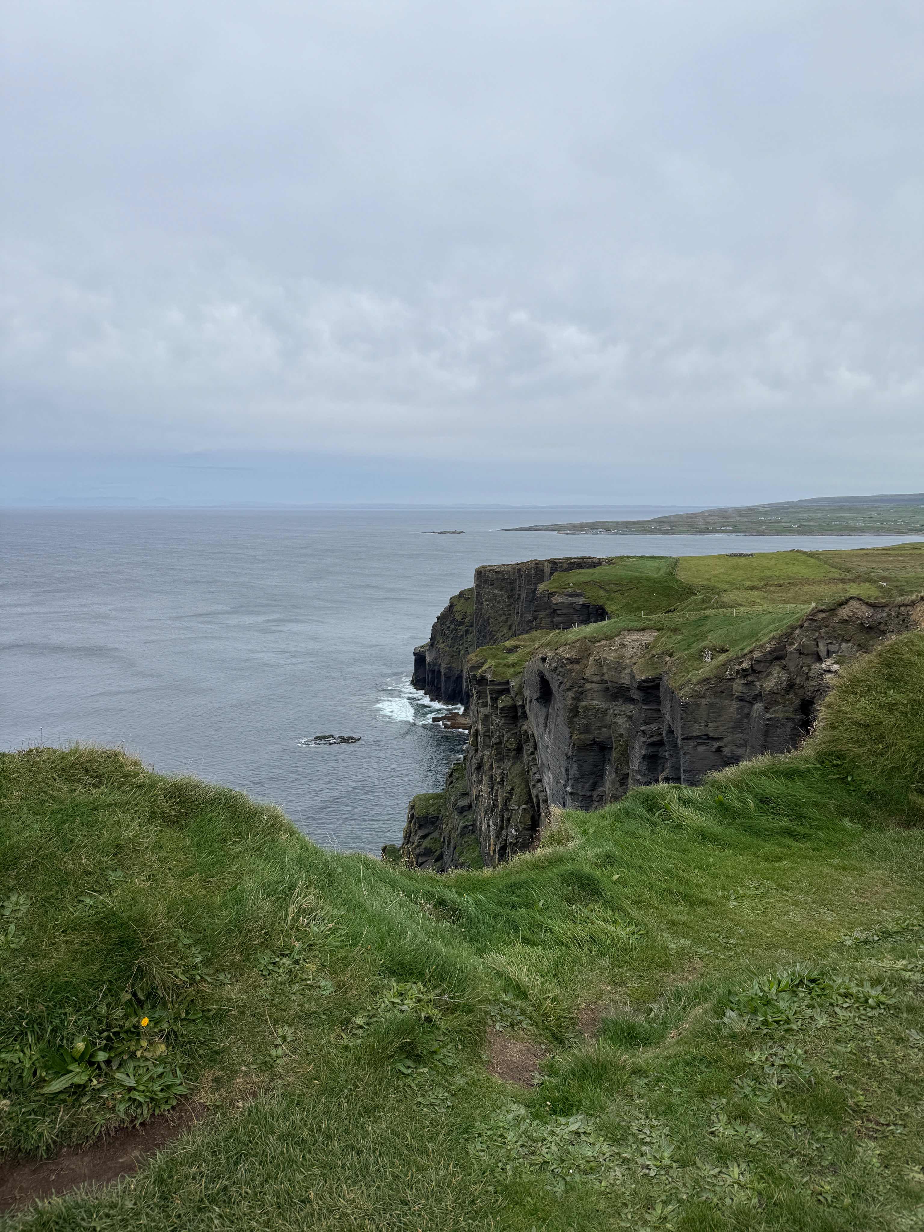 A map preview of the recording CSA Hike - Cliffs of Moher Cliff Walk.